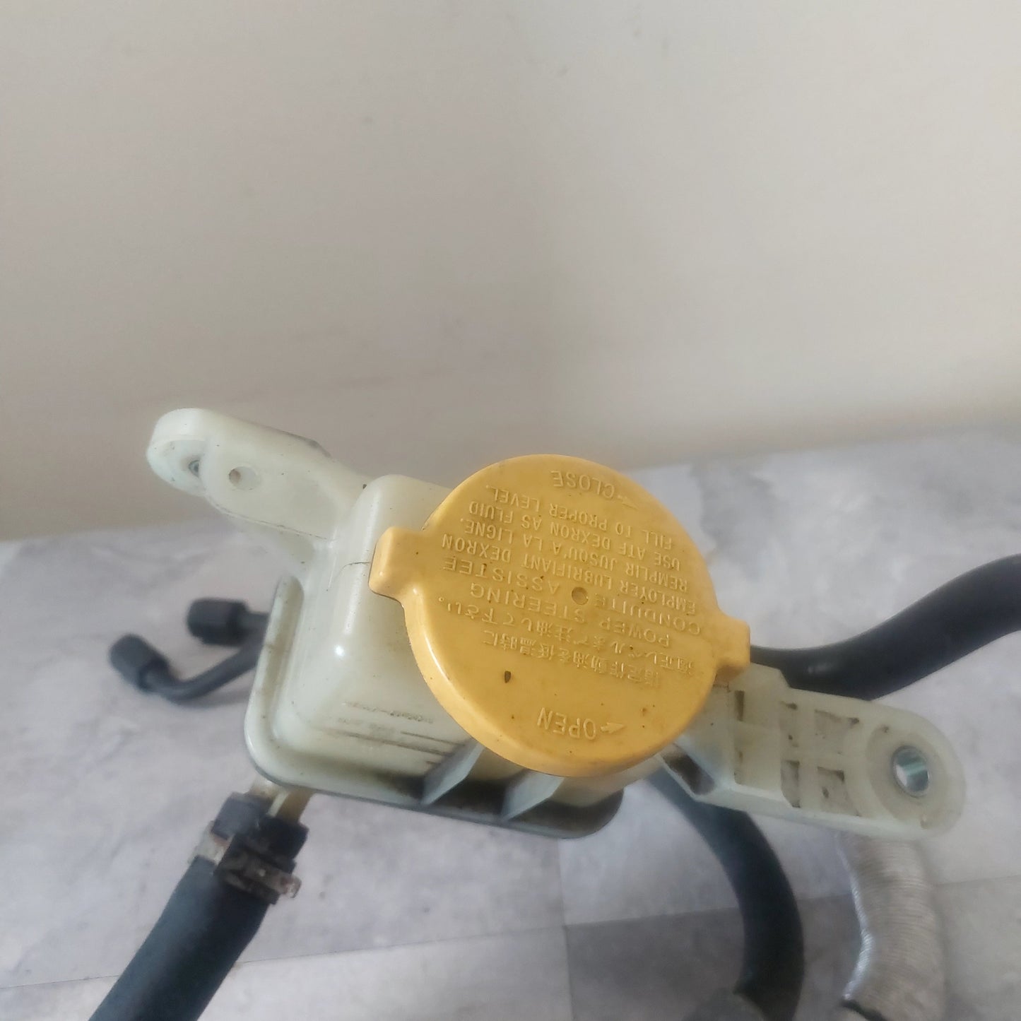 OEM 2008-2014 Subaru Impreza WRX STi Power Steering Reservoir Assembly w/ Lines