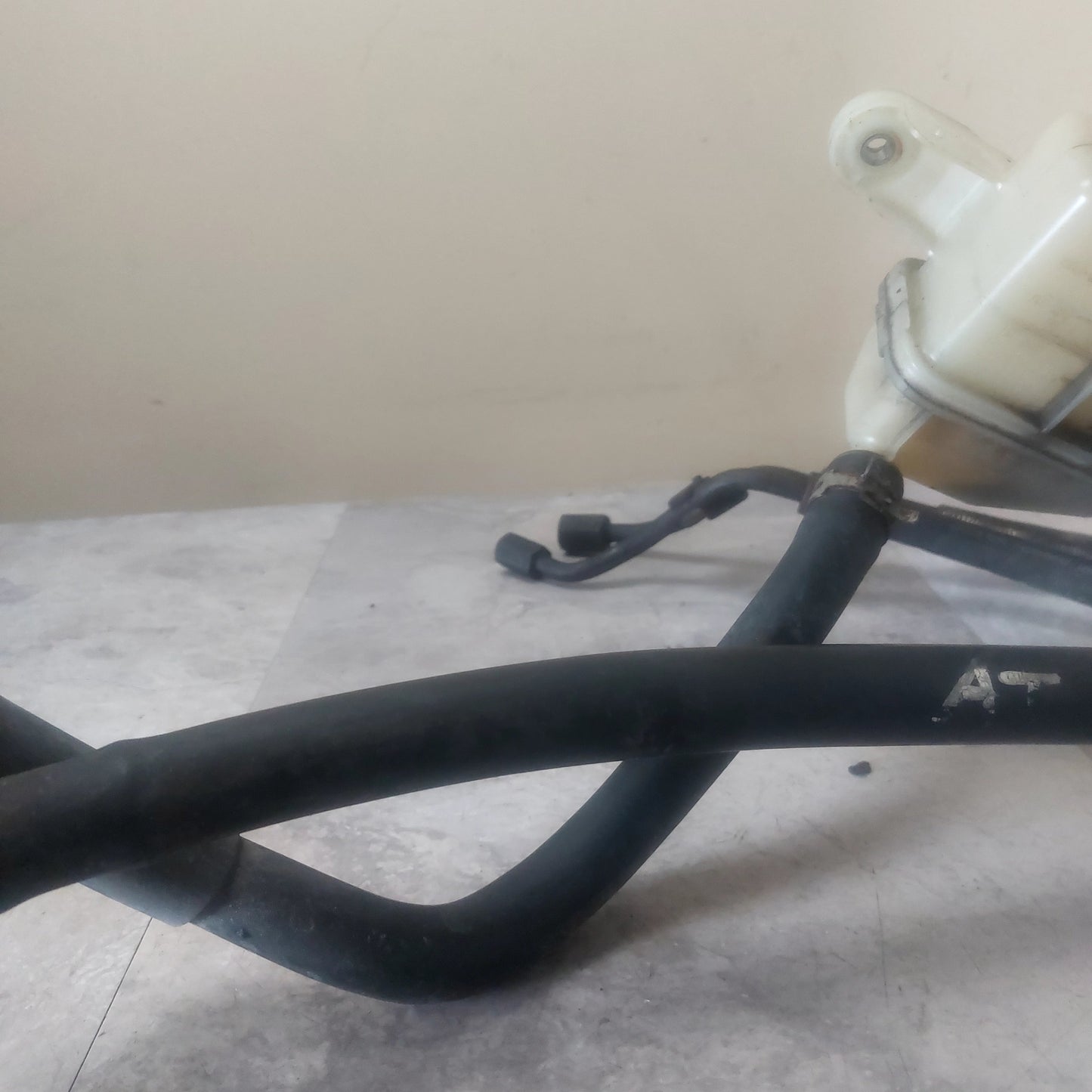 OEM 2008-2014 Subaru Impreza WRX STi Power Steering Reservoir Assembly w/ Lines