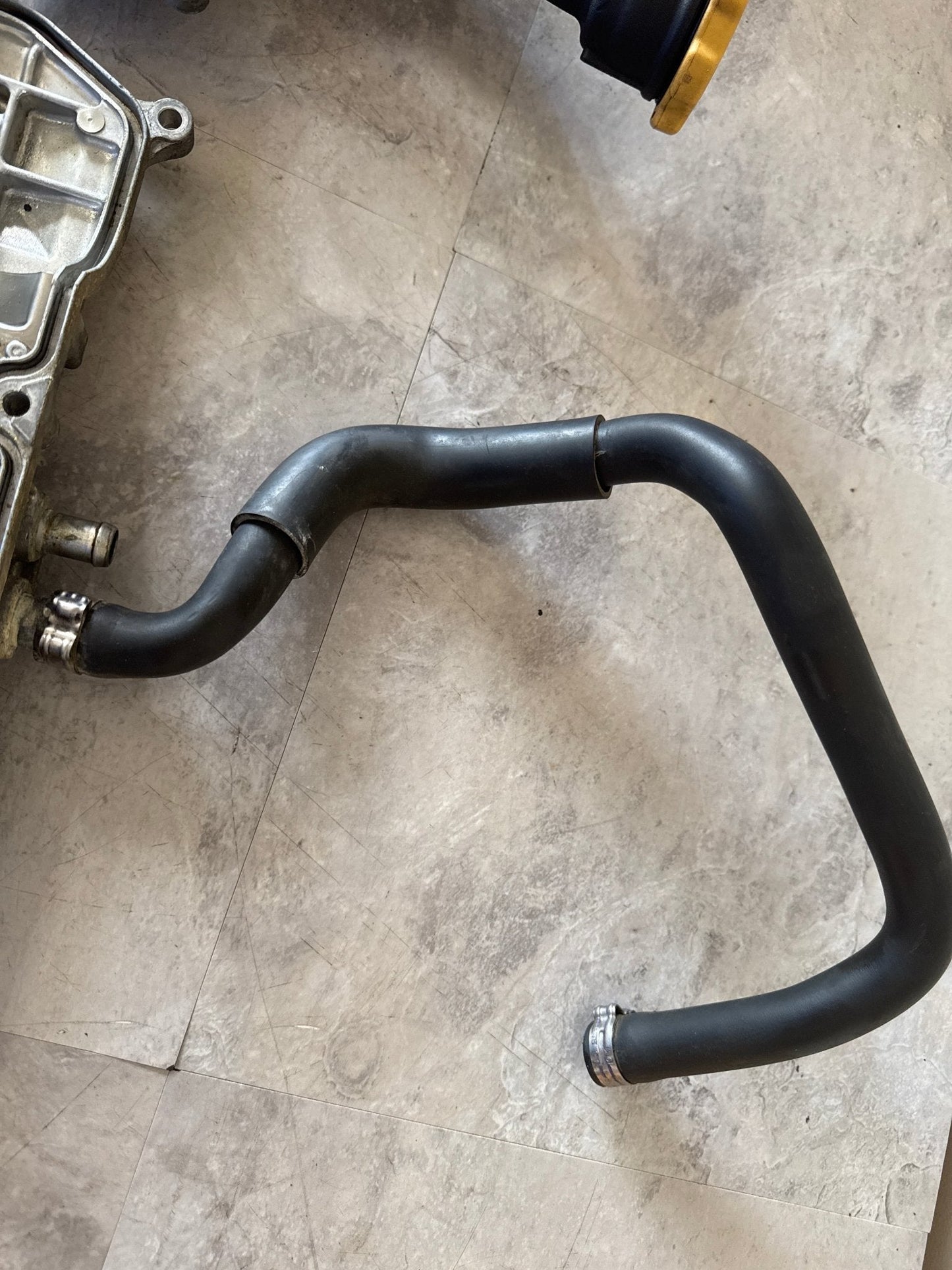 OEM 2004-2021 Subaru Engine Valve Cover Complete Set w/ hardware