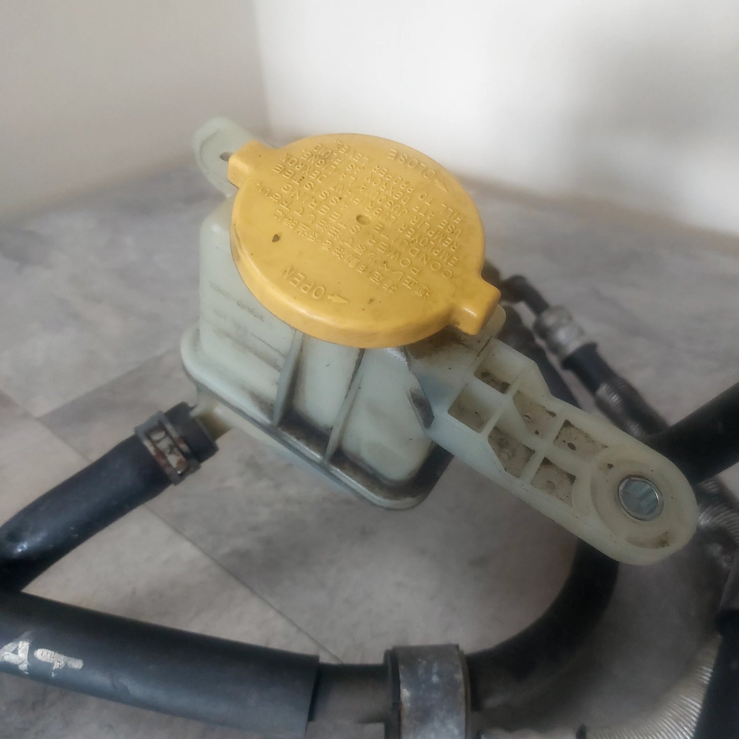 OEM 2008-2014 Subaru Impreza WRX STi Power Steering Reservoir Assembly w/ Lines