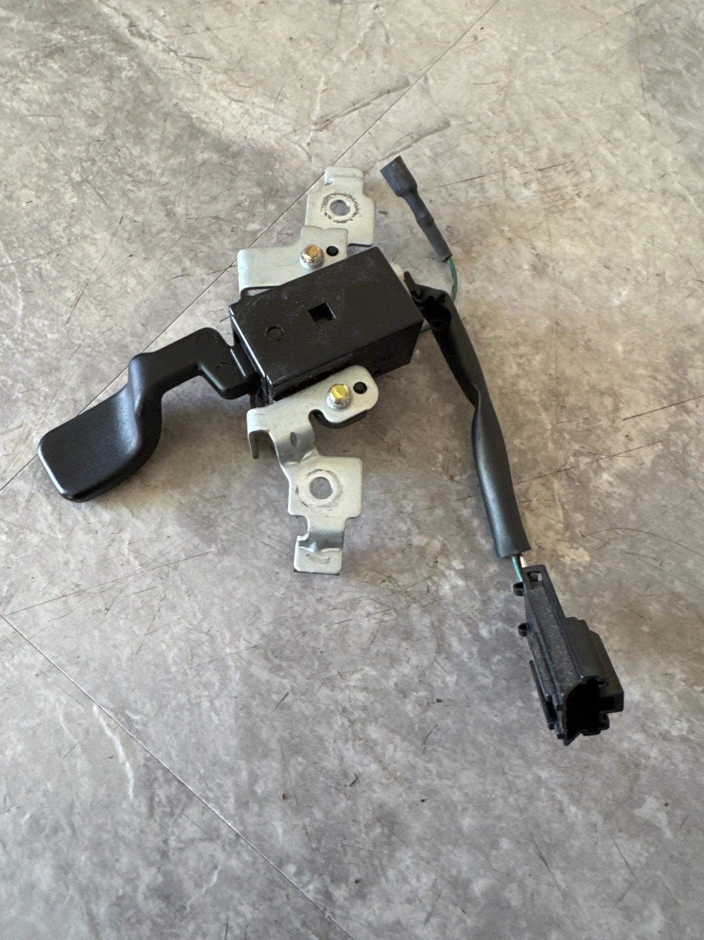 Subaru OEM 2000-2004 Cruise Control Switch 83151AE000