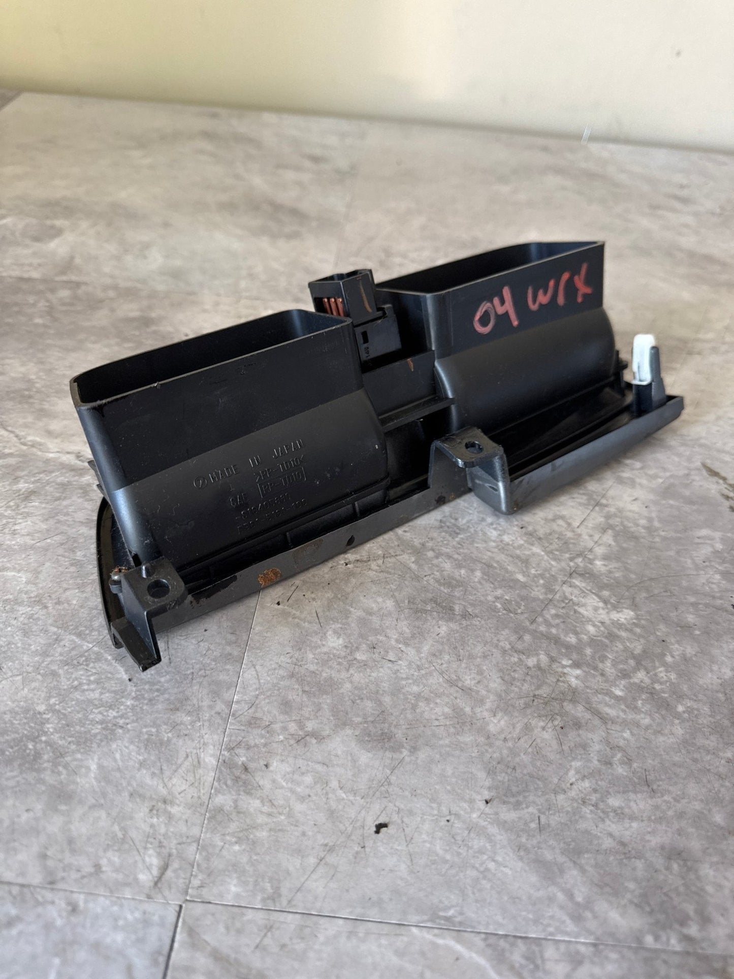 02-04 SUBARU IMPREZA WRX STi CENTER VENT CENTER DASH VENT AC HEATER OEM (04 WRX)
