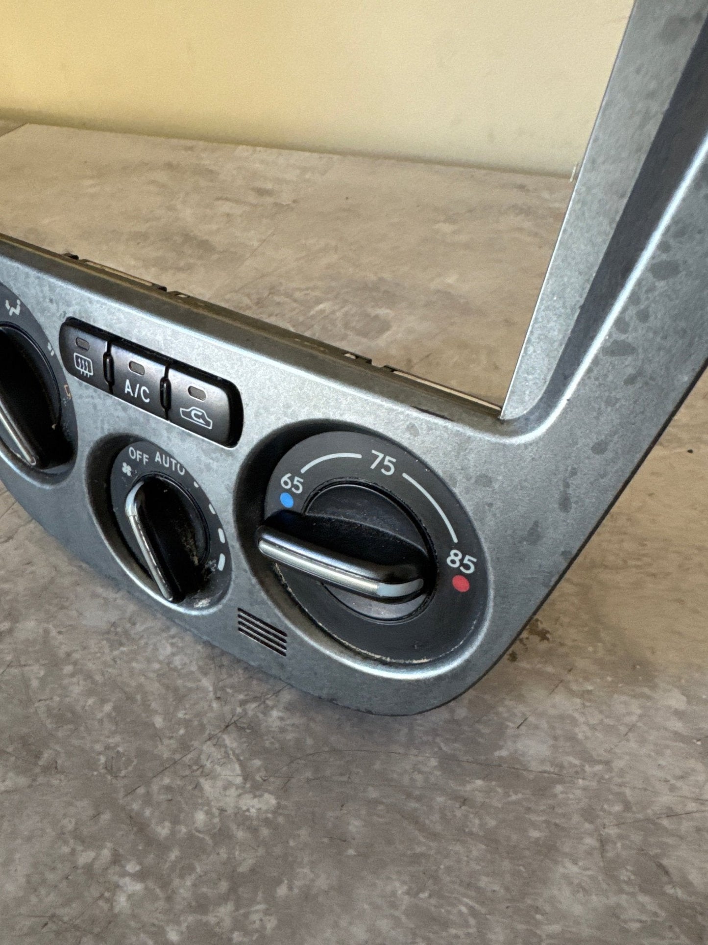 2004 Subaru WRX STI OEM Dash Center AC Climate Control Switch (04 STi)