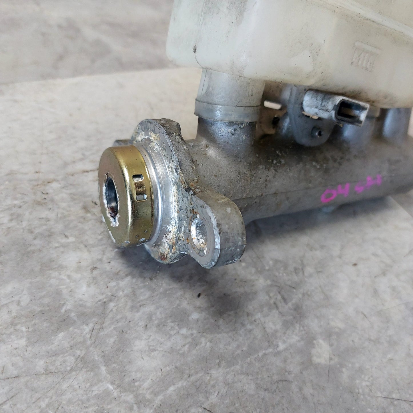 OEM 2004-2007 Subaru Impreza WRX STi Brake Master Cylinder Reservoir