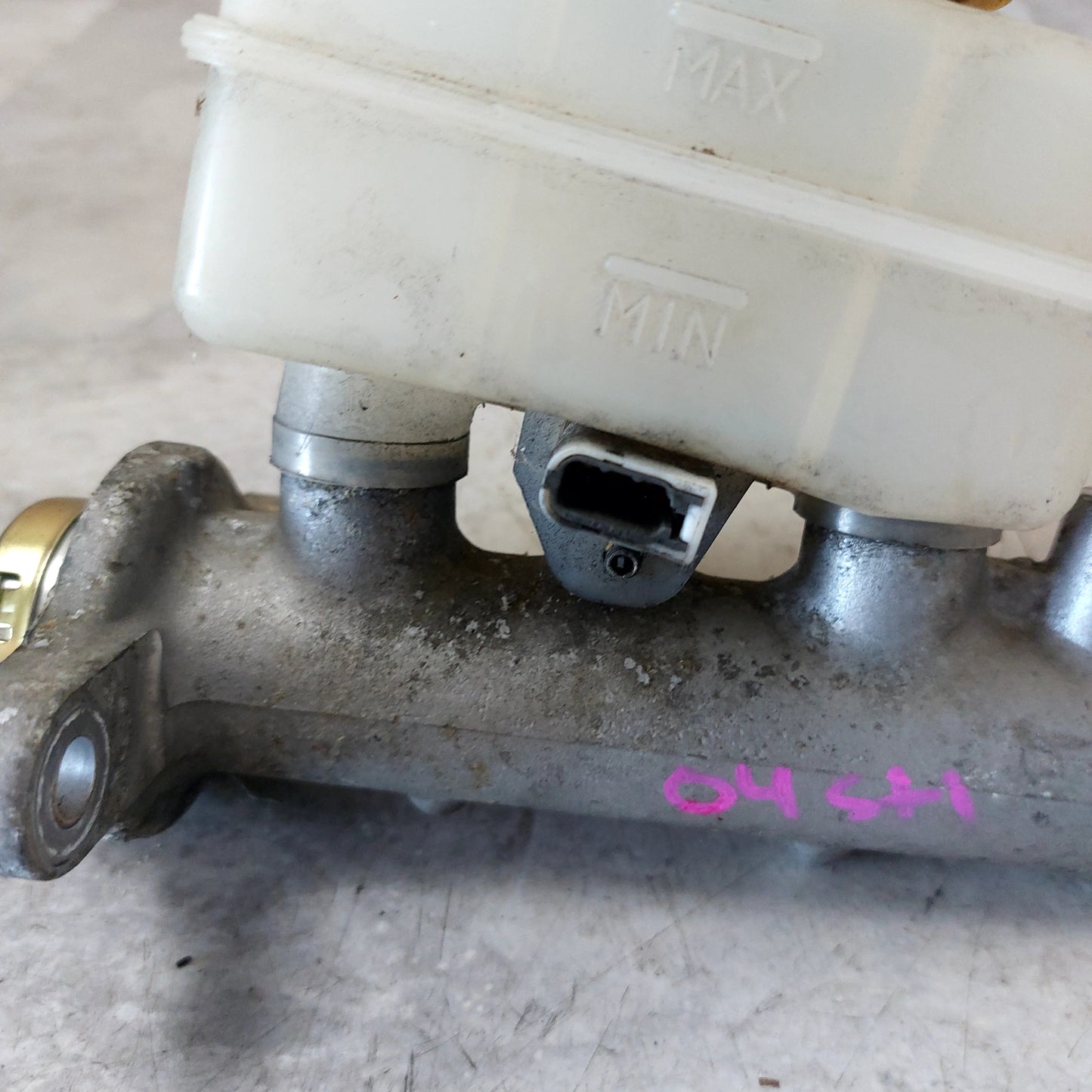 OEM 2004-2007 Subaru Impreza WRX STi Brake Master Cylinder Reservoir