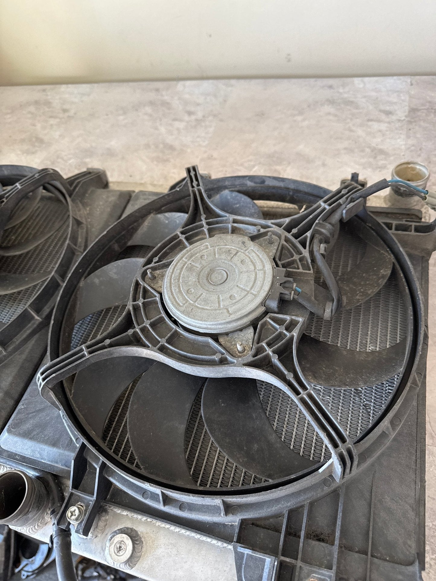 Koyo Radiator Subaru WRX / STI 2008-2021 / Subaru Legacy GT 2005-2012 (Manual Transmission) / Complete with Fans