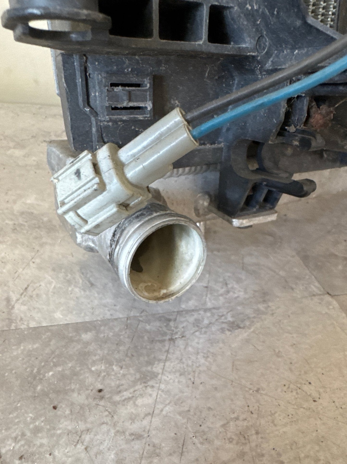 Koyo Radiator Subaru WRX / STI 2008-2021 / Subaru Legacy GT 2005-2012 (Manual Transmission) / Complete with Fans