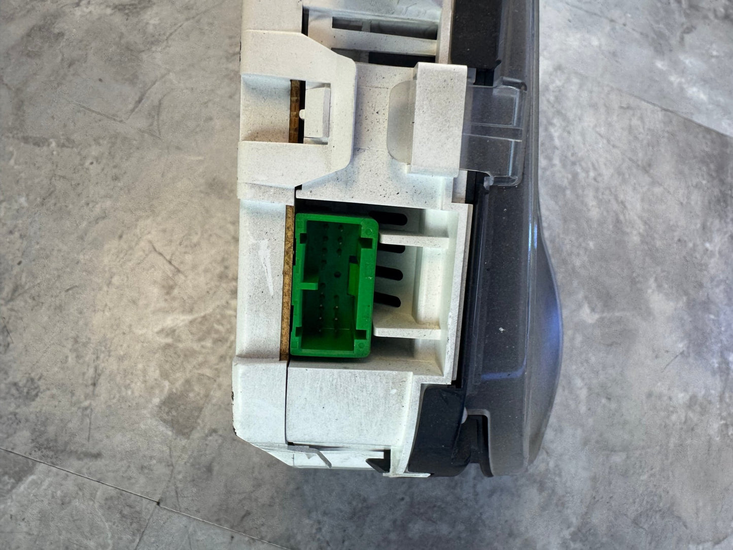 OEM 2002 Subaru Impreza WRX Instrument Gauge Cluster 173k TESTED