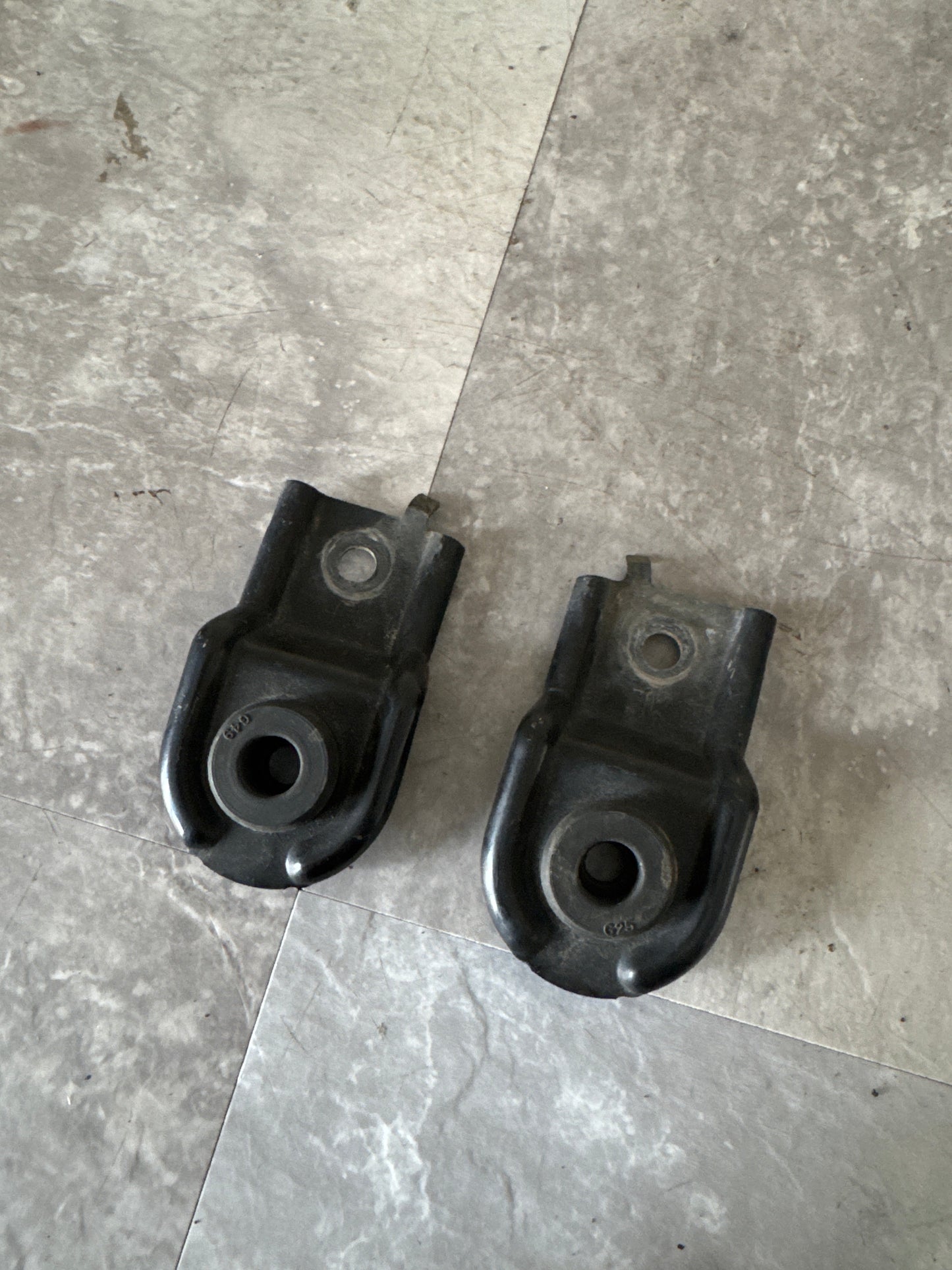 2015-2021 Subaru WRX STi Rad OEM Radiator Stay Tab Mounting Brackets Pair LH RH K2-c