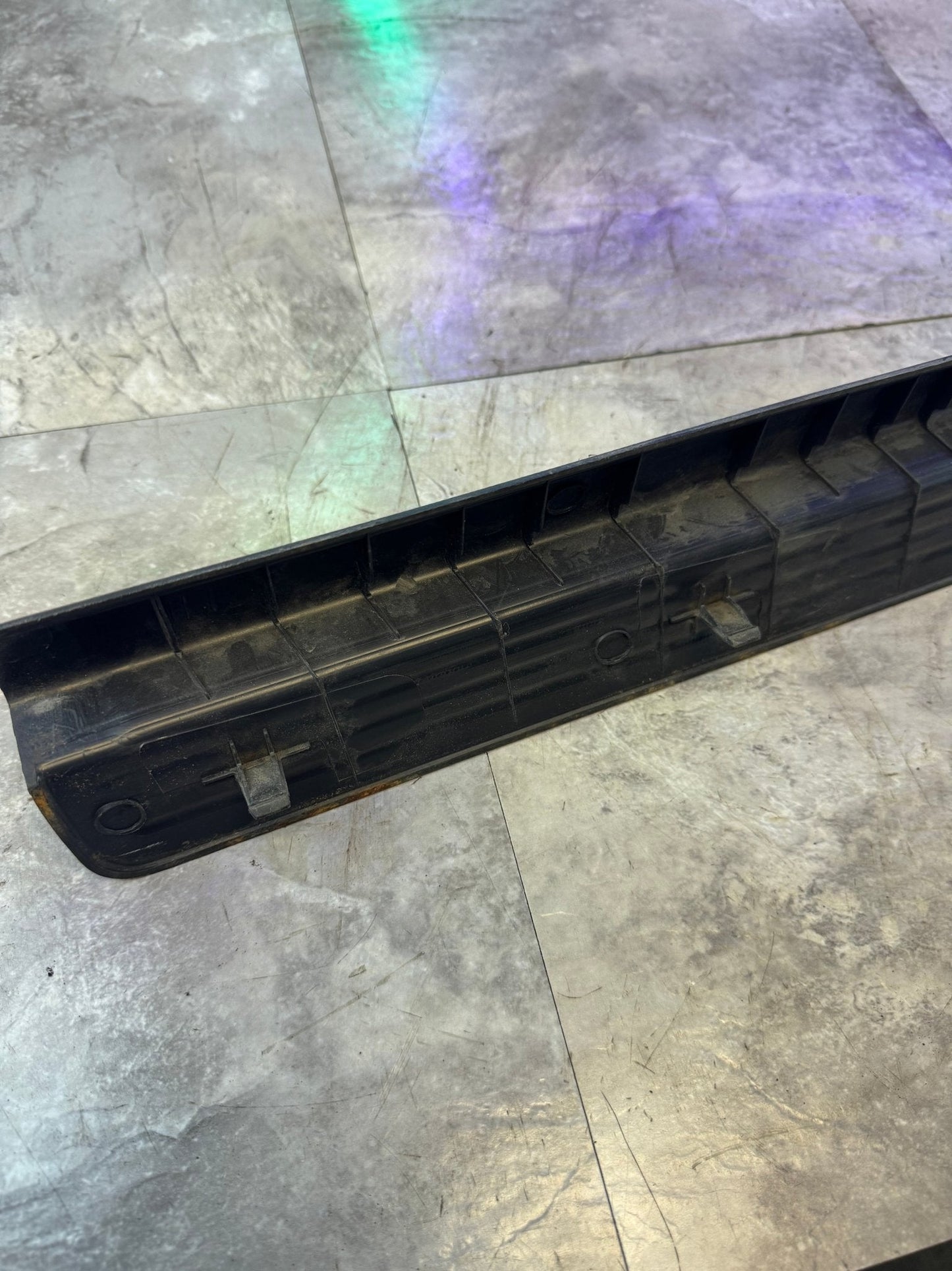 2002-2007 Subaru Impreza WRX STi OEM Driver Side LH Front Door Sill Trim M1