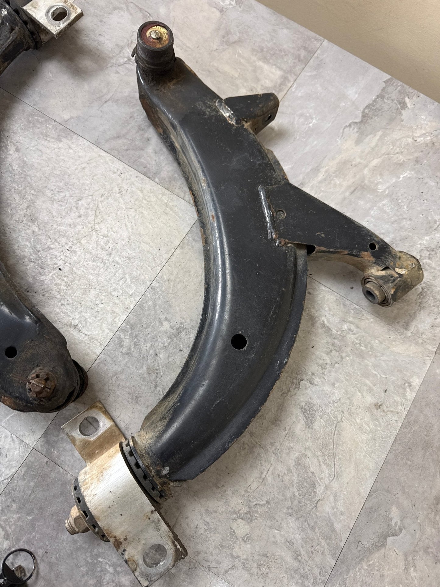 2002-2007 Subaru WRX Sedan Front OEM RH LH Lower Metal Control Arms K4