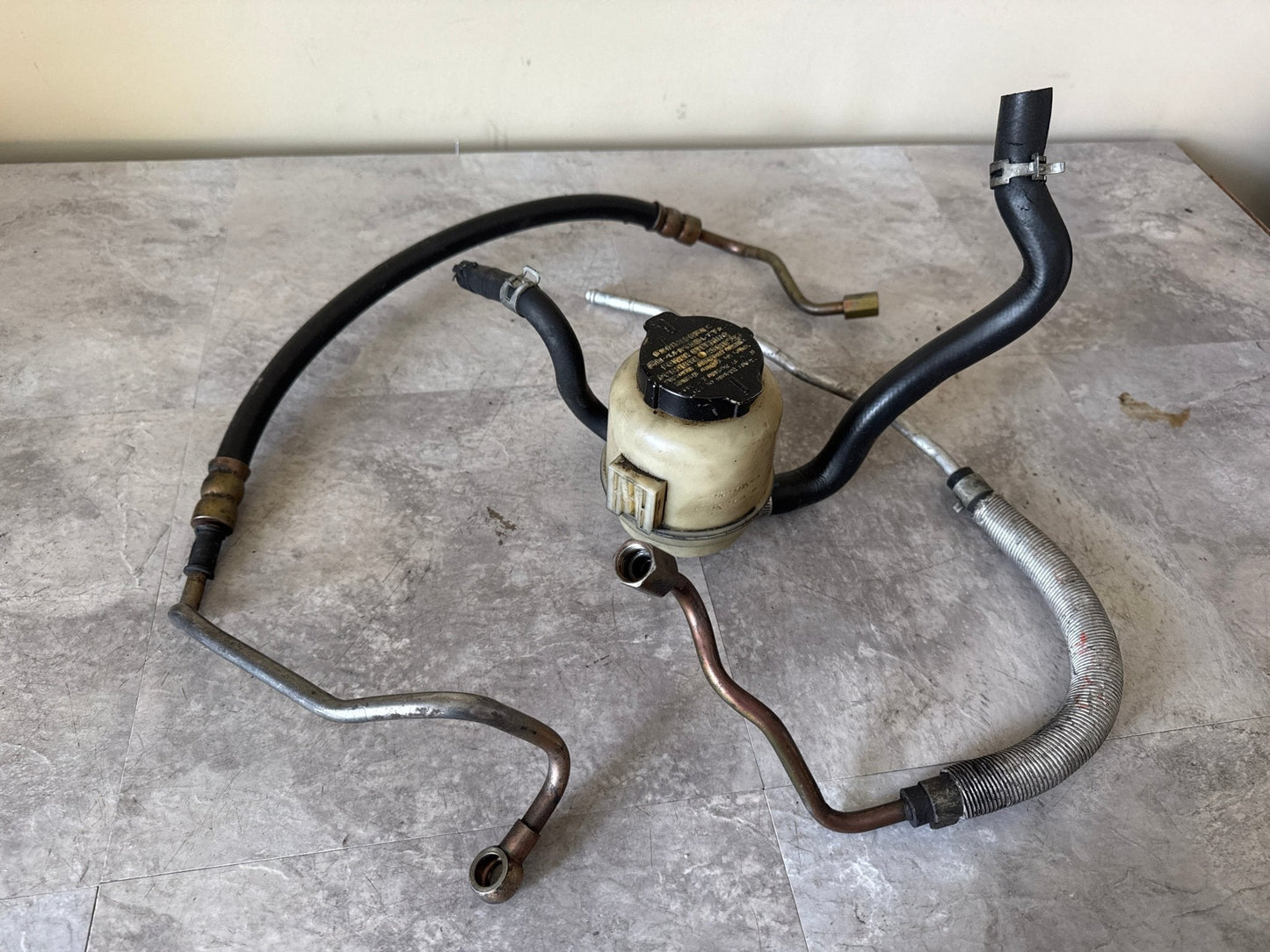 2002-2007 Subaru Impreza WRX STi OEM Power Steering Reservoir Assembly Lines (2) J5