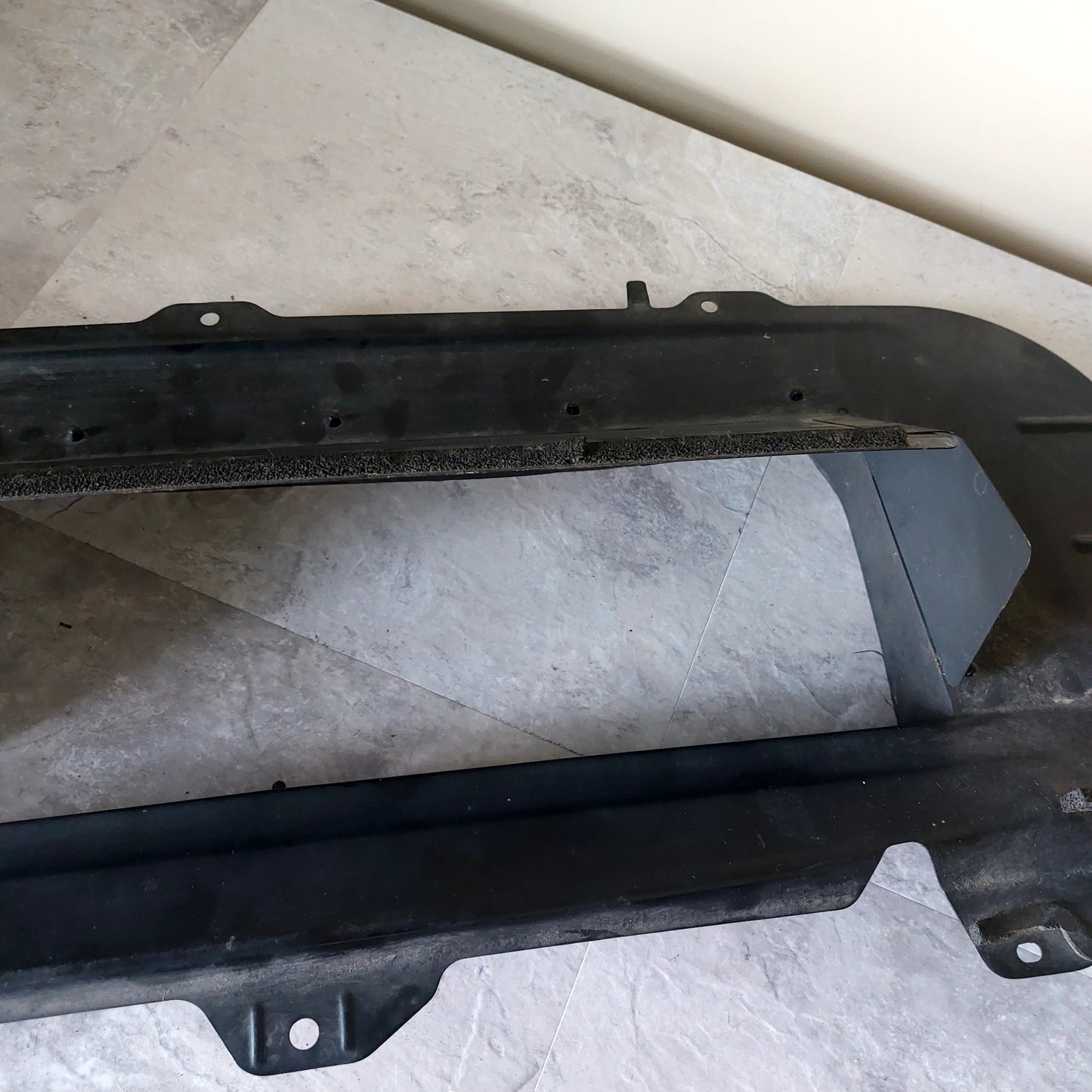 2004-2005 Subaru Impreza WRX Hood OEM Scoop Splitter
