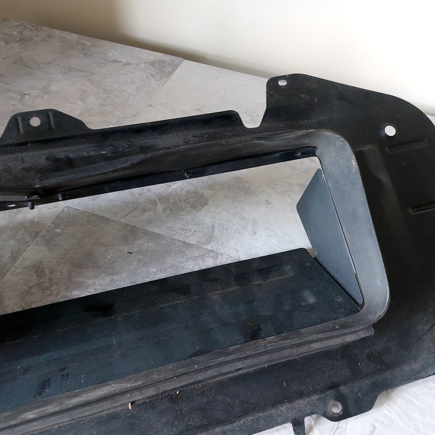 2004-2005 Subaru Impreza WRX Hood OEM Scoop Splitter