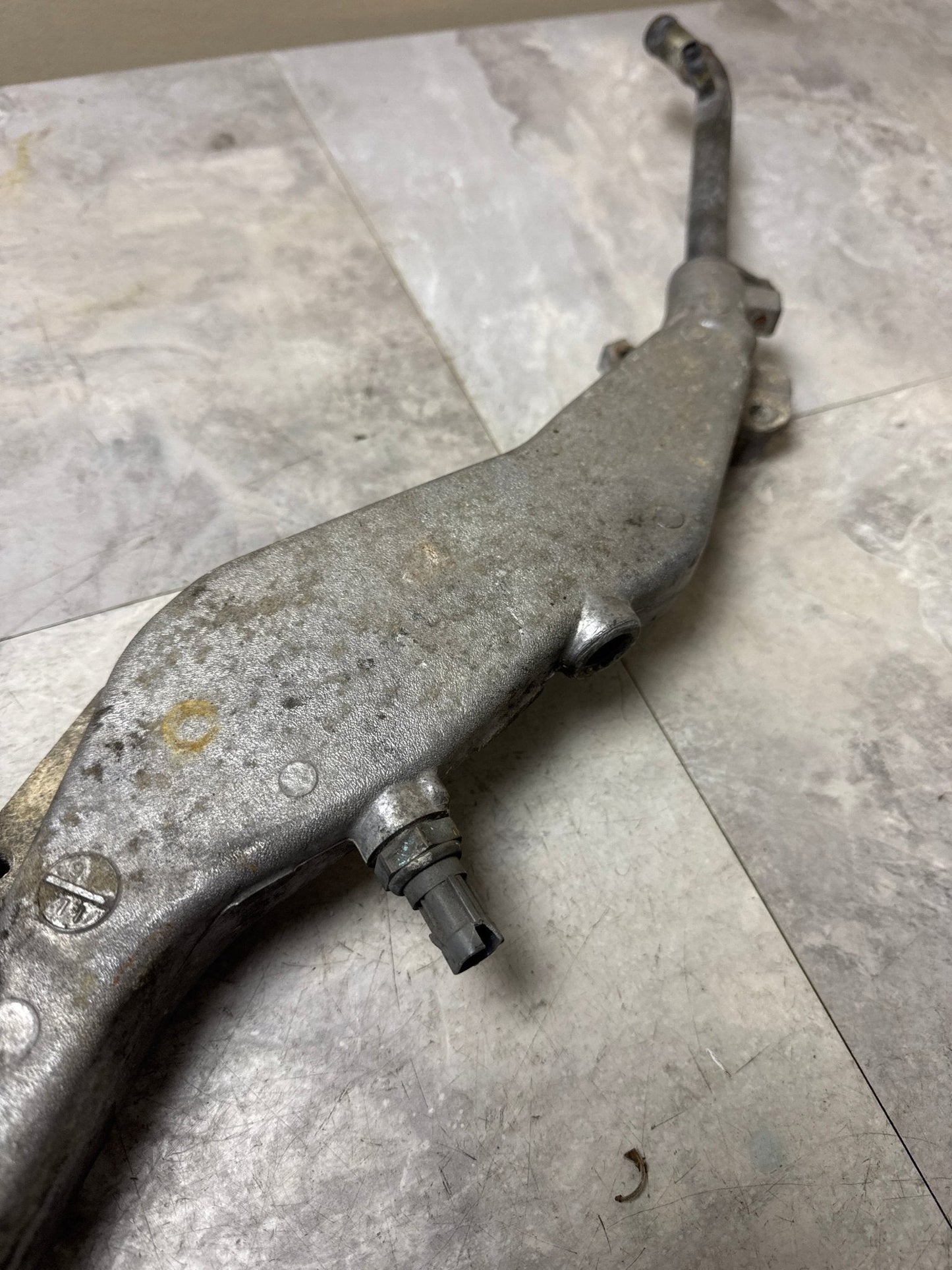 2005-2009 Subaru Legacy GT OEM Coolant Crossover Pipe L3