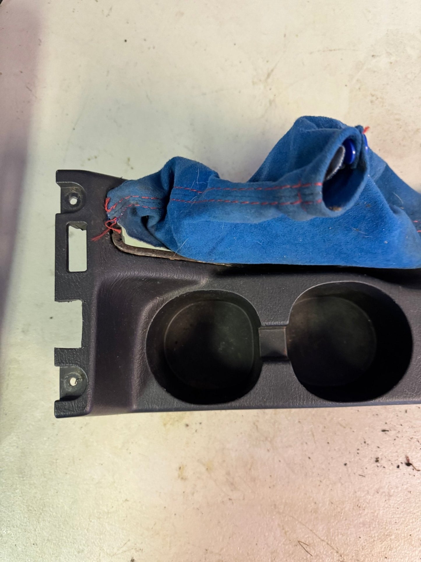 2005-2007 Subaru Impreza WRX STi Center Console E-brake Trim Boot Cup Holder / Y2