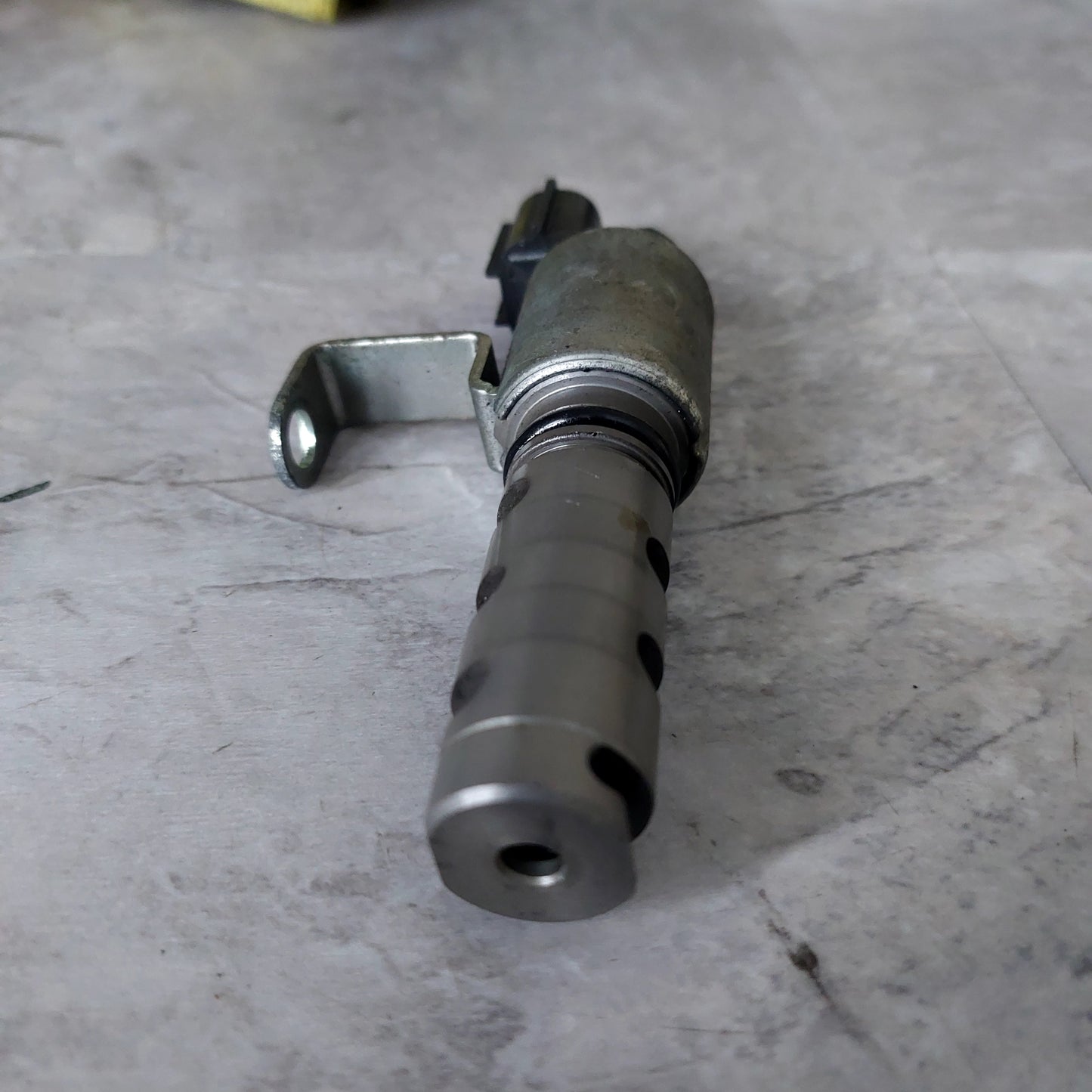 2004-2007 Subaru WRX STi FXT LGT OXT AVCS Oil Control Valve K2V