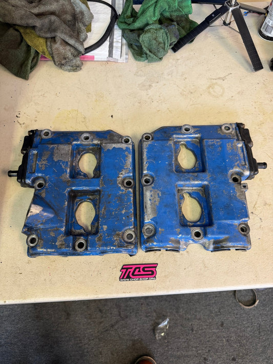 2002-2005 Subaru Impreza WRX Valve Cover Complete Set Pair LH And RH /