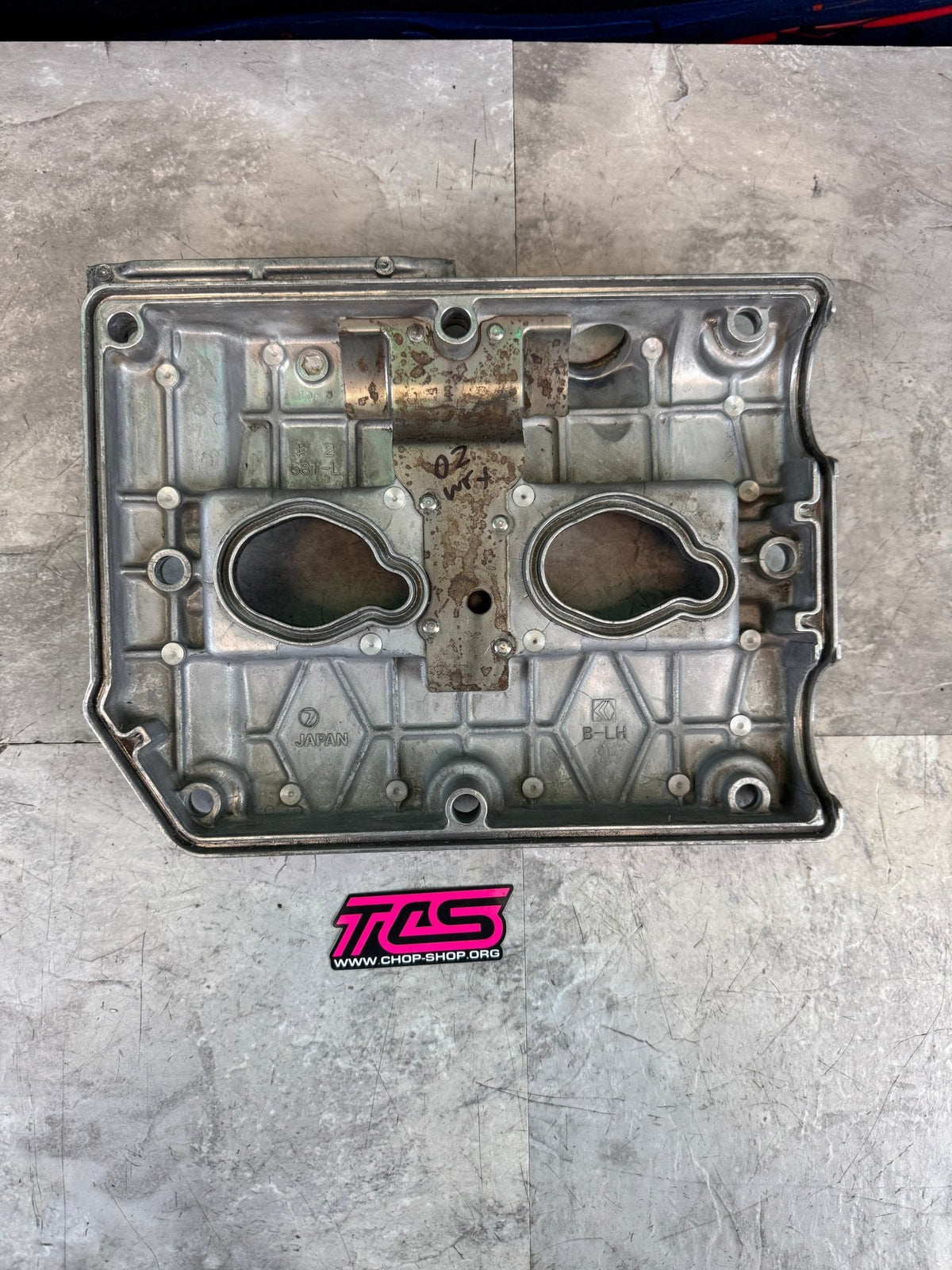2002-2005 Subaru Impreza WRX LH OEM Driver Side Valve Cover /