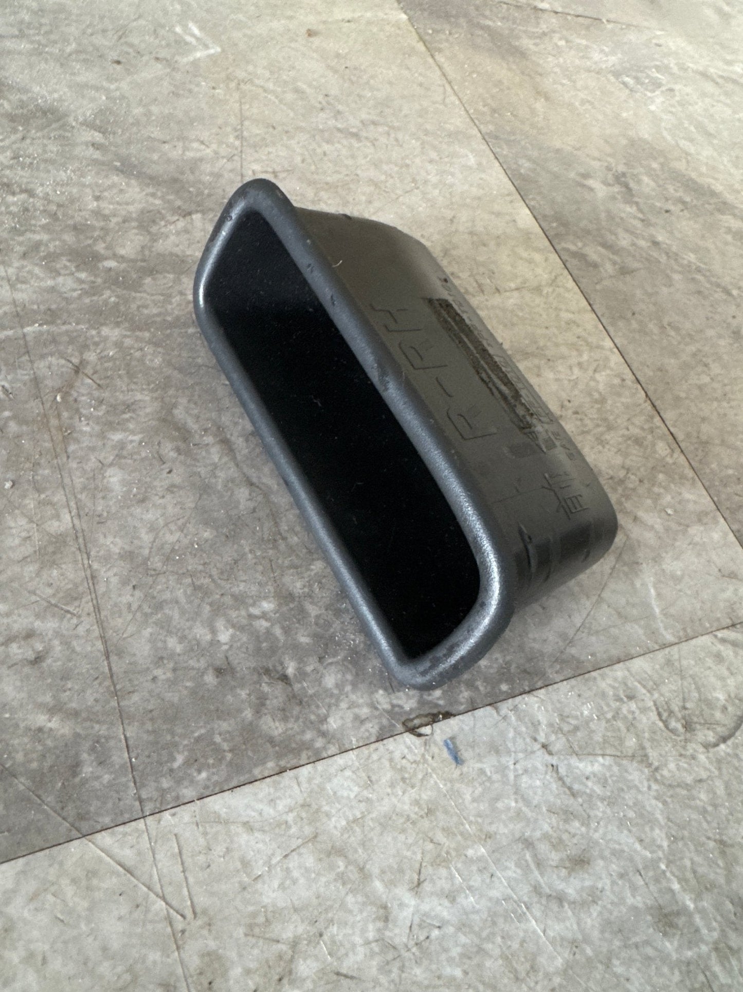 2002-2007 Subaru Impreza Rear Right OEM Interior Door Pull Handle Pocket Trim (2) J3