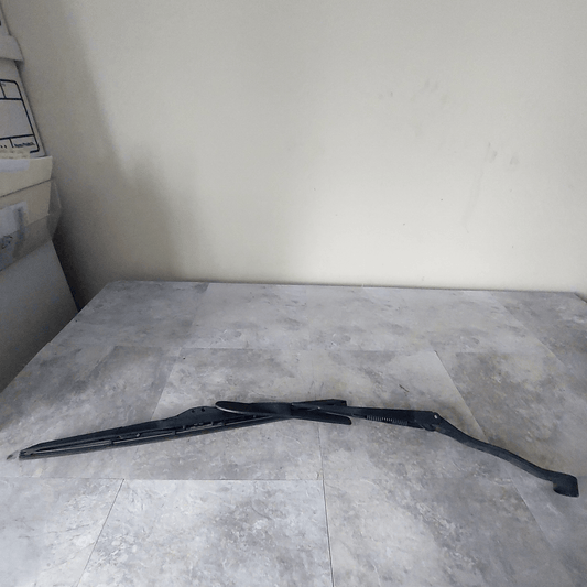 2002-2003 Subaru Impreza WRX OEM Windshield Wiper Arm Blade Driver Side L4