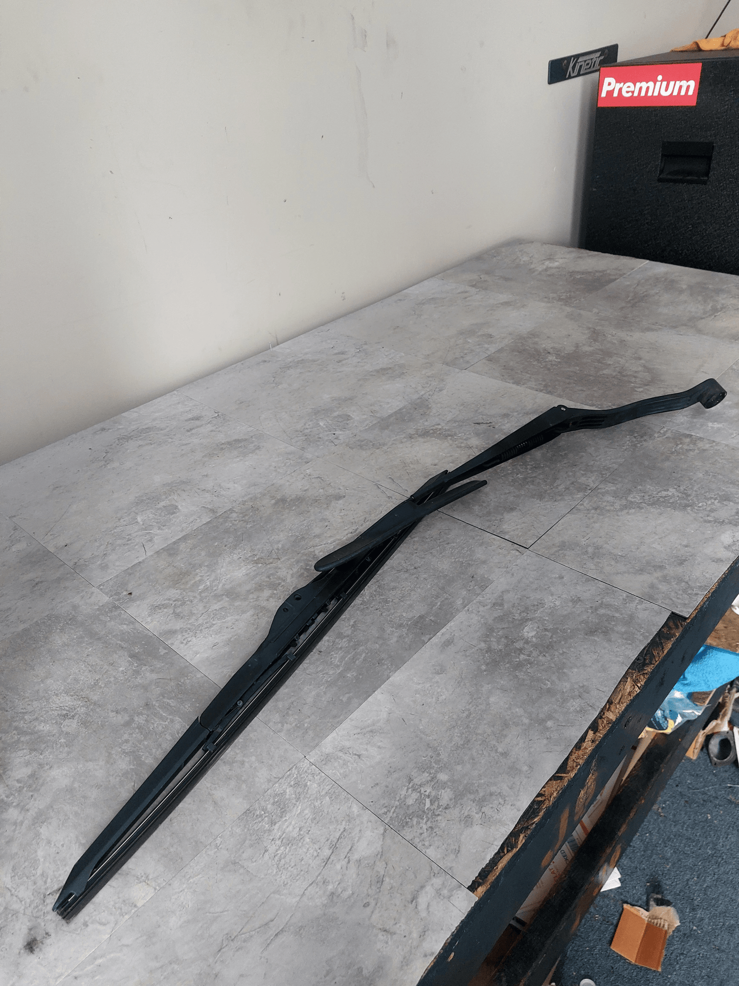 2002-2003 Subaru Impreza WRX OEM Windshield Wiper Arm Blade Driver Side L4