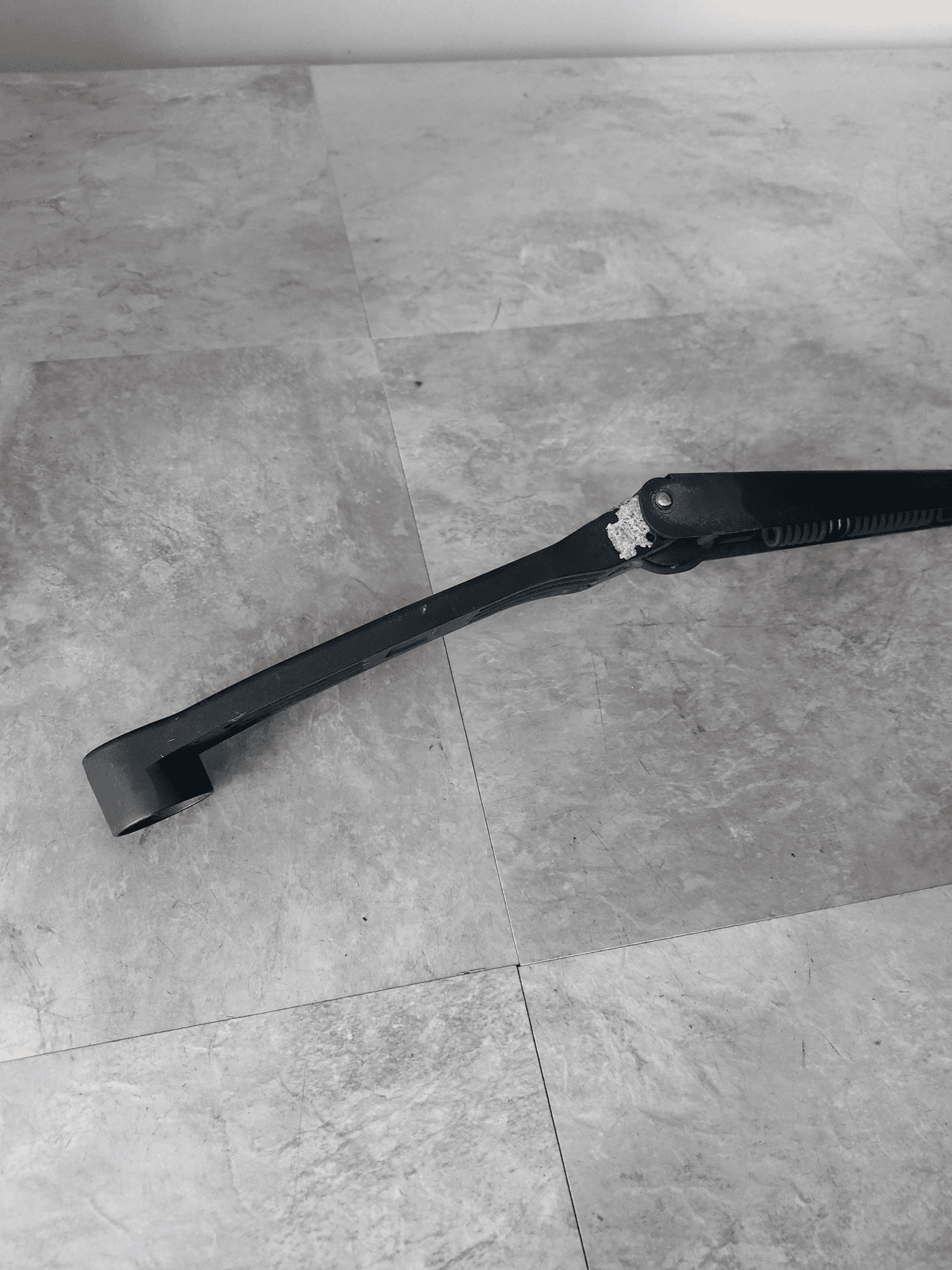 2002-2003 Subaru Impreza WRX OEM Windshield Wiper Arm Blade Pass Side L4