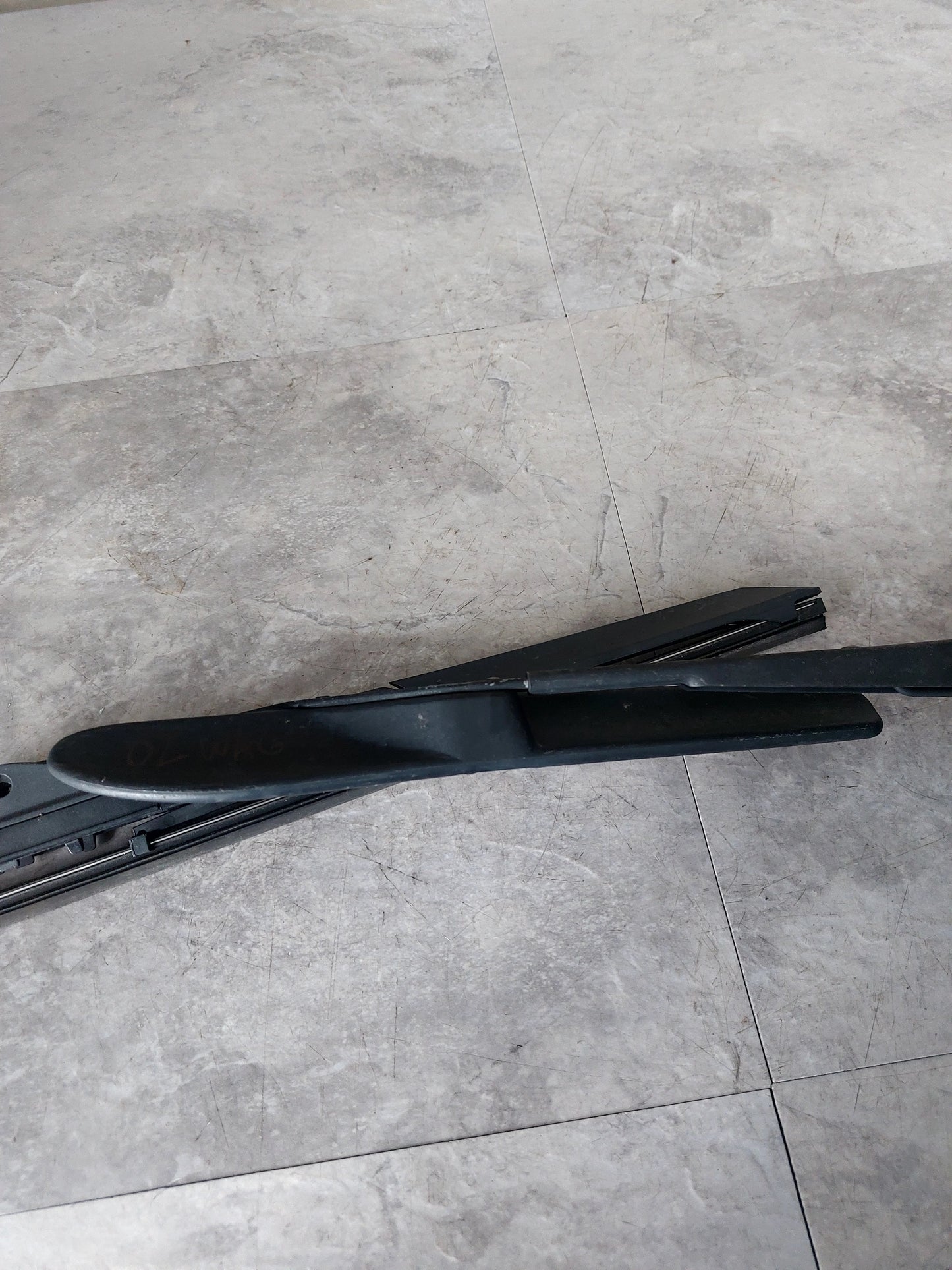 2002-2003 Subaru Impreza WRX OEM Windshield Wiper Arm Blade Driver Side L4