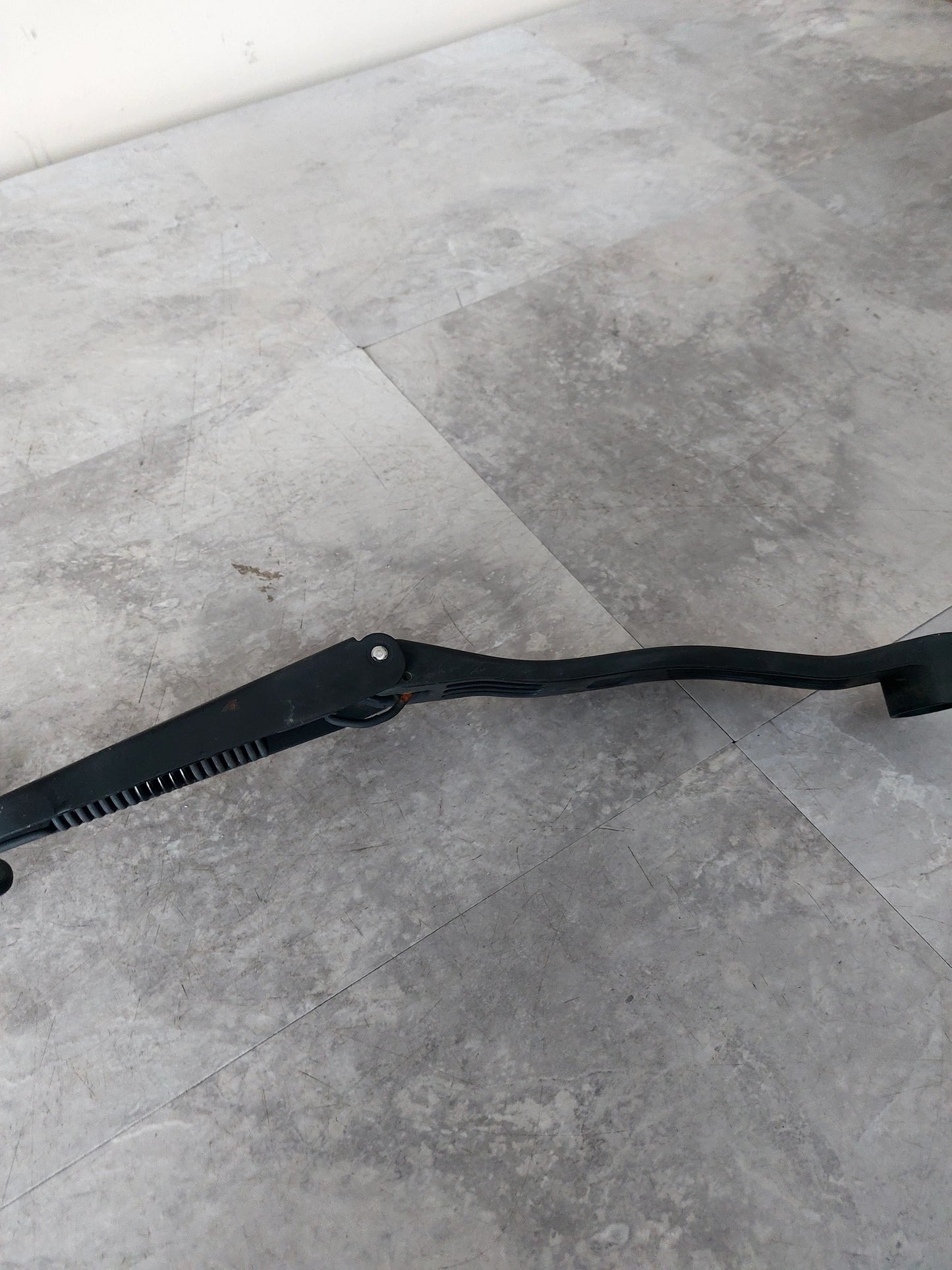 2002-2003 Subaru Impreza WRX OEM Windshield Wiper Arm Blade Driver Side L4