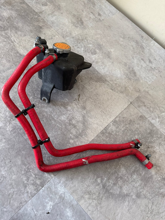 2002-2007 Subaru Impreza WRX STi OEM Tank Assembly w/ Red Mishimoto Hoses R2