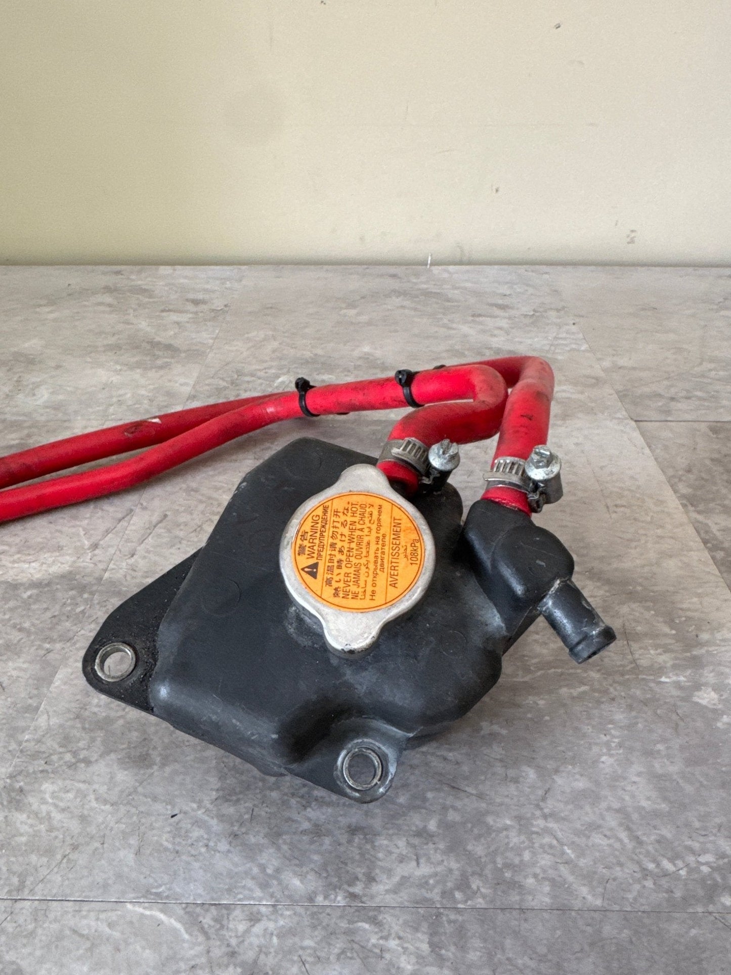 2002-2007 Subaru Impreza WRX STi OEM Tank Assembly w/ Red Mishimoto Hoses R2