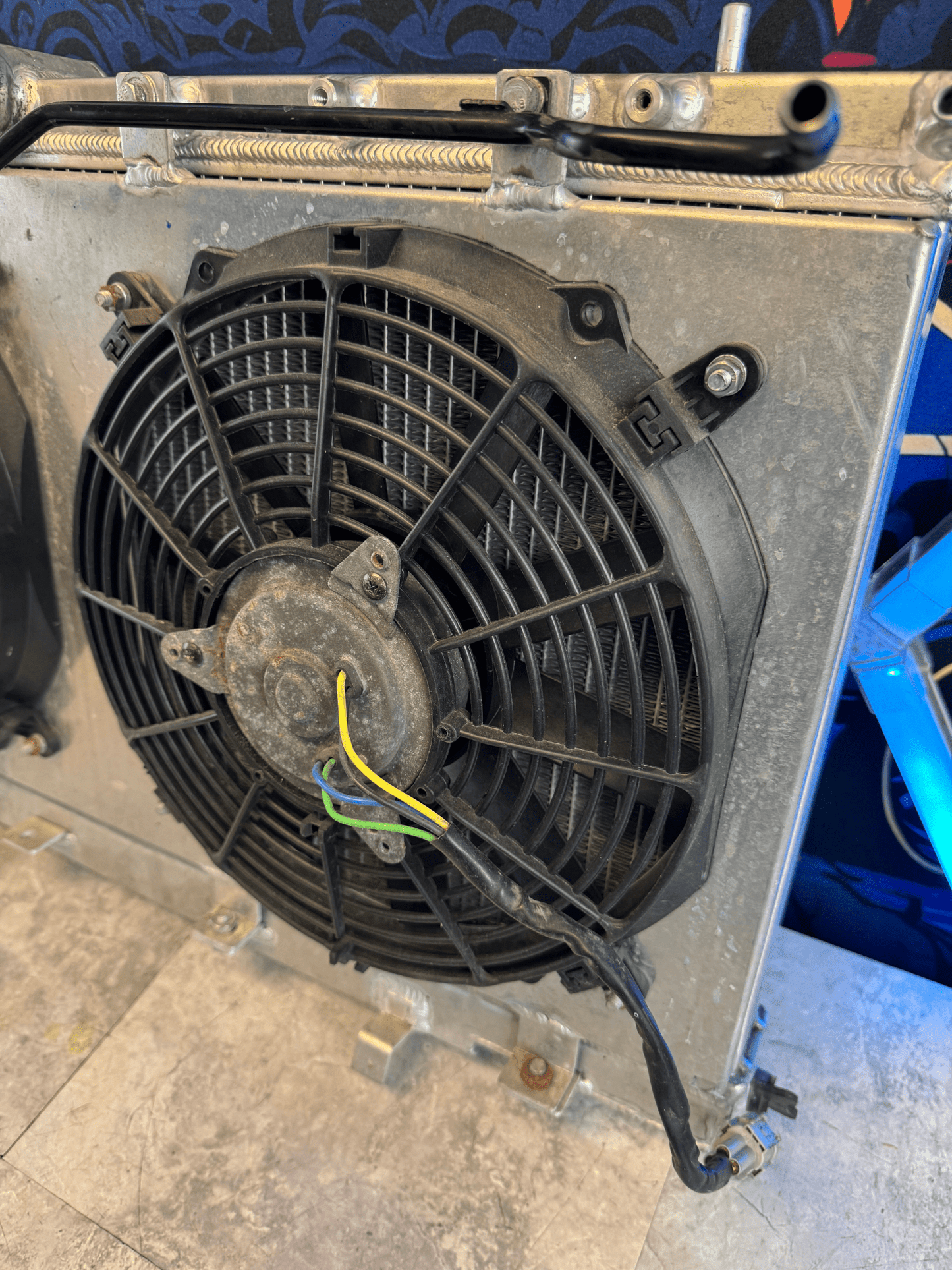 2002-2007 Subaru STi WRX Yonaka All Aluminum Radiator With Aluminum Fan Shroud And Fans R1