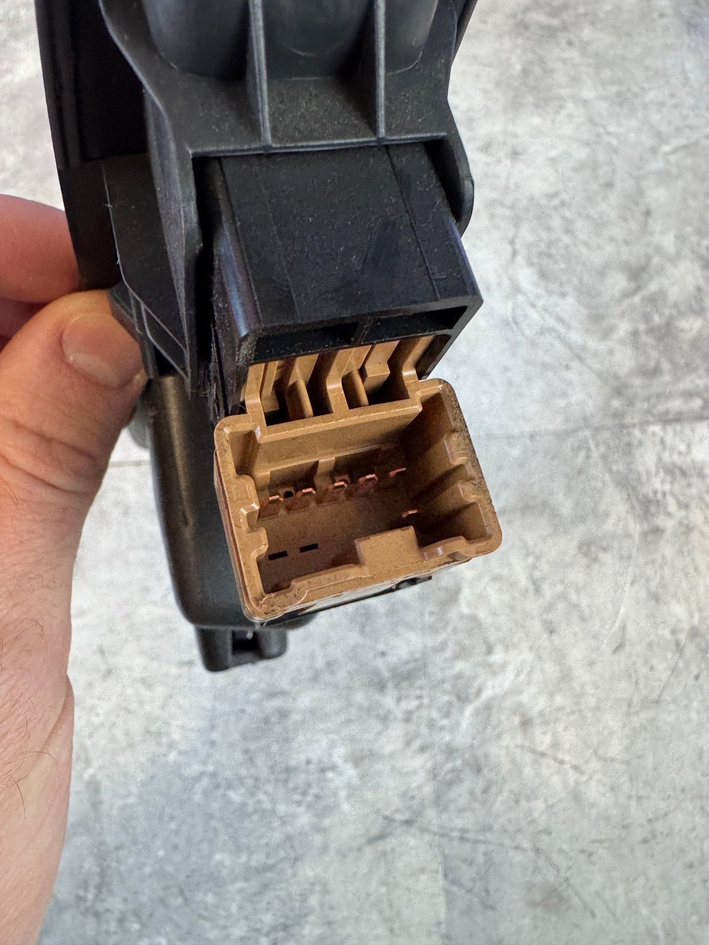 2005-2007 Subaru Impreza WRX STI Rear LH Window Switch Trim