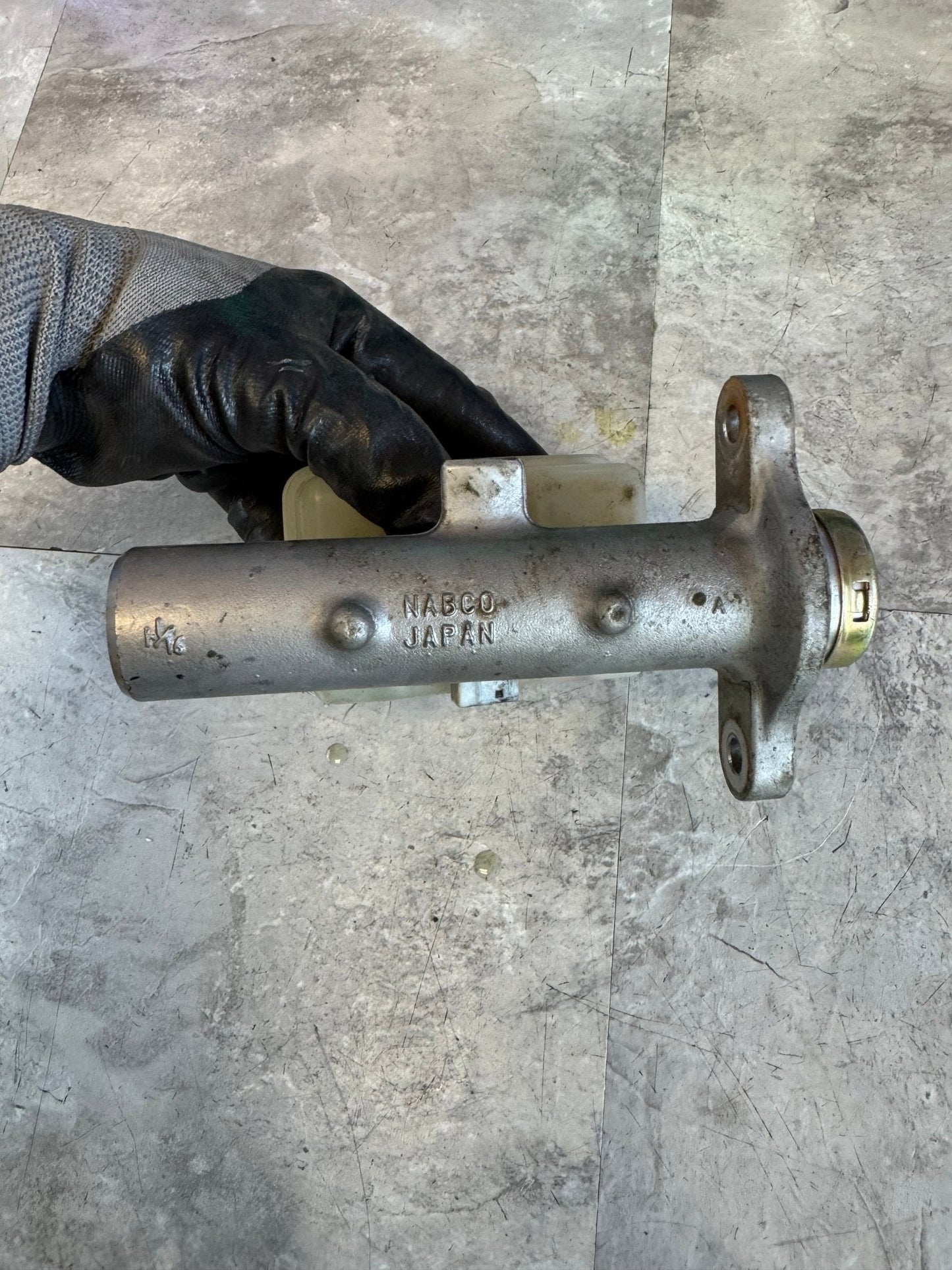 2004-2007 Subaru Impreza WRX STi OEM Brake Master Cylinder Reservoir