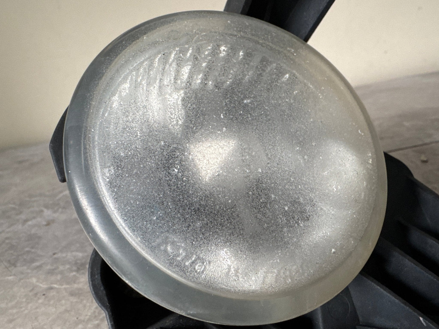 2008-2010 Subaru Impreza WRX OEM Passenger Fog Light Lamp Right RH