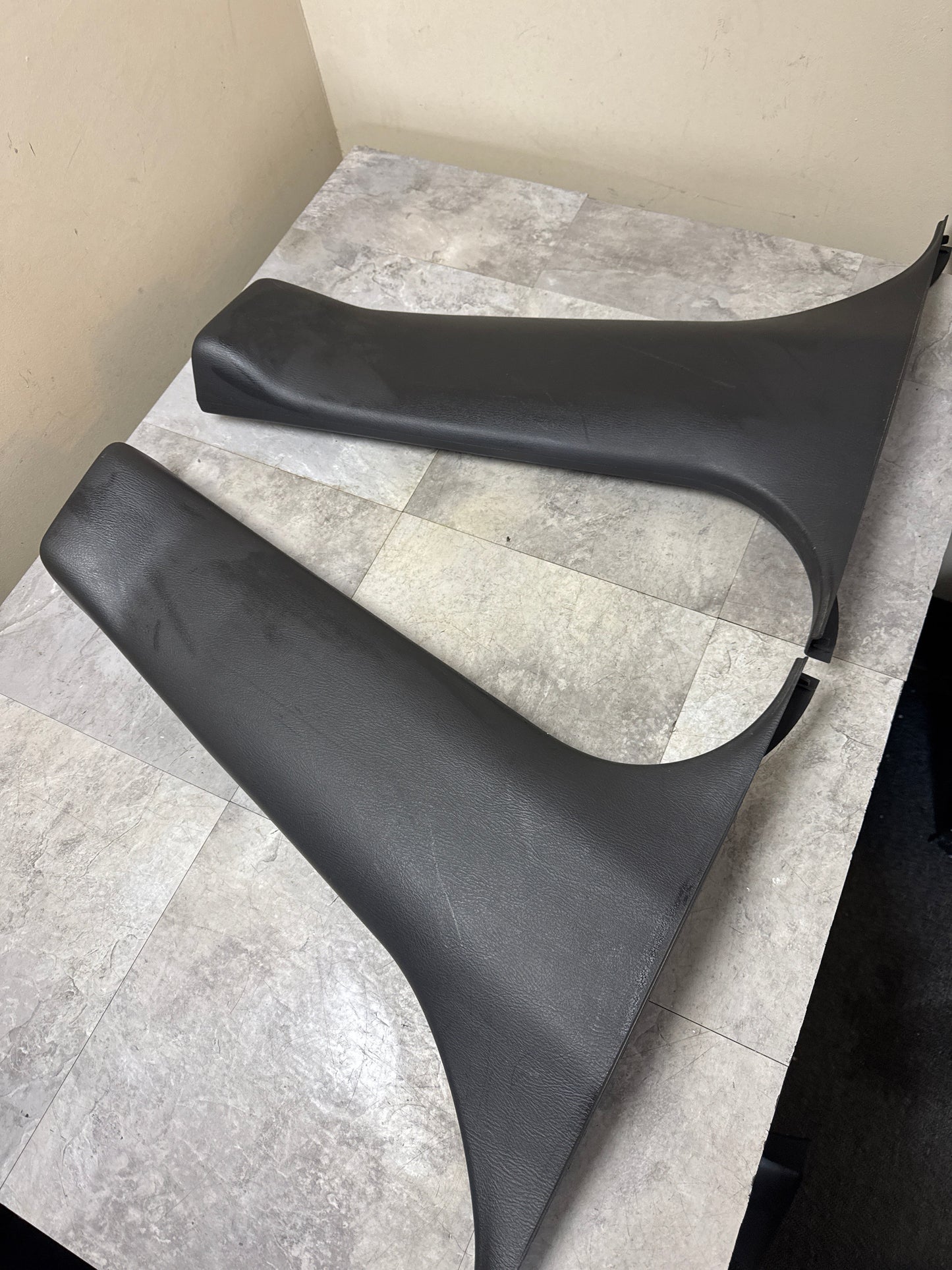 2002-2007 Subaru Impreza WRX STi OEM Lower B Pillar Trim Cover Set RH LH