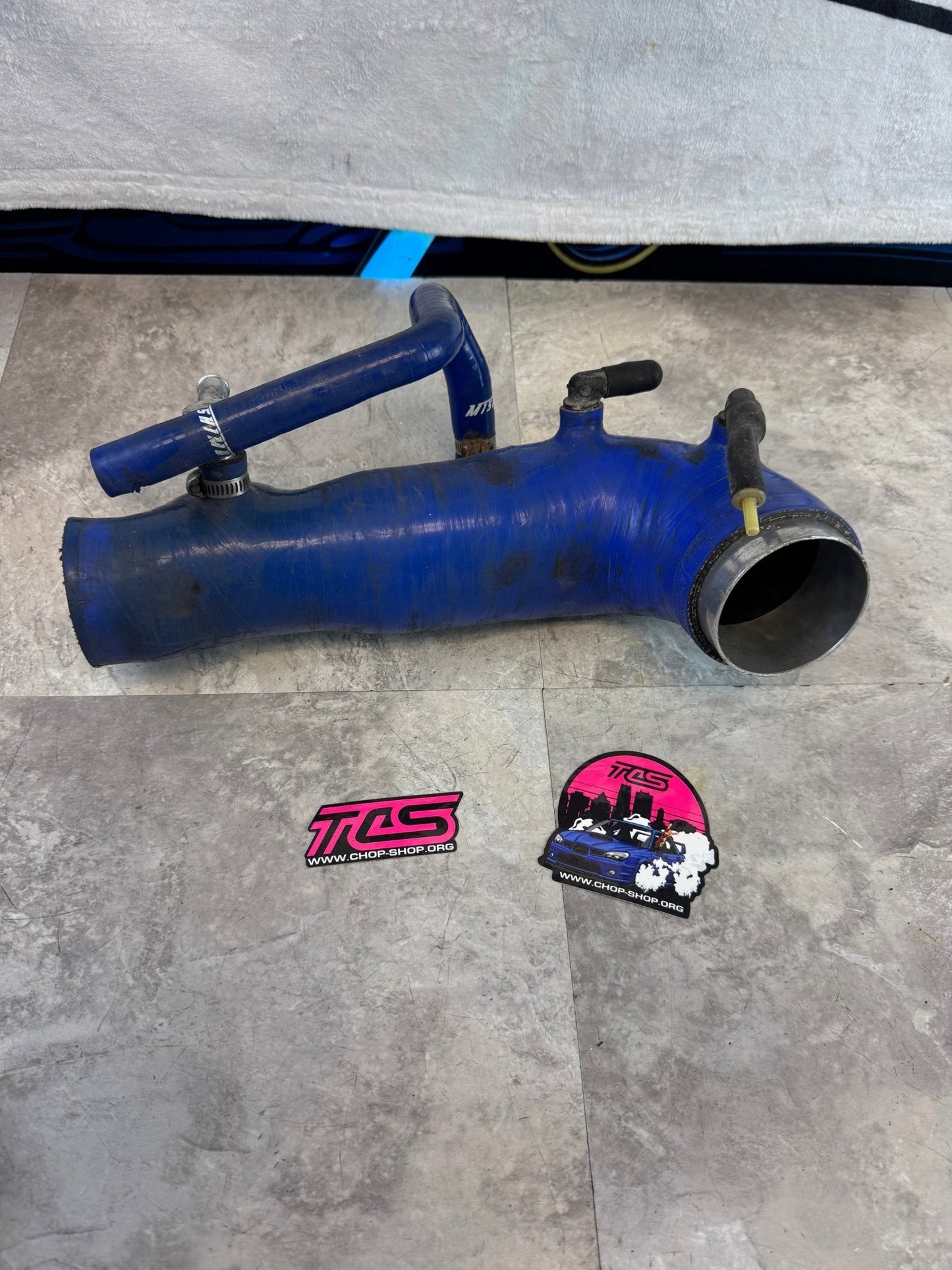2002-2007 Subaru WRX 2004-2021 Subaru STi Perrin Silicone Turbo Inlet Blue