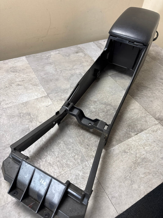 2005-2007 Subaru Impreza WRX STI Black Center Console Rest Trim Middle