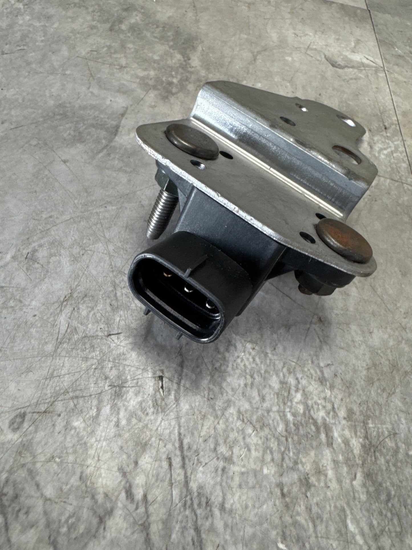 2004-2007 Subaru WRX STi OEM Yaw Rate Sensor Assembly