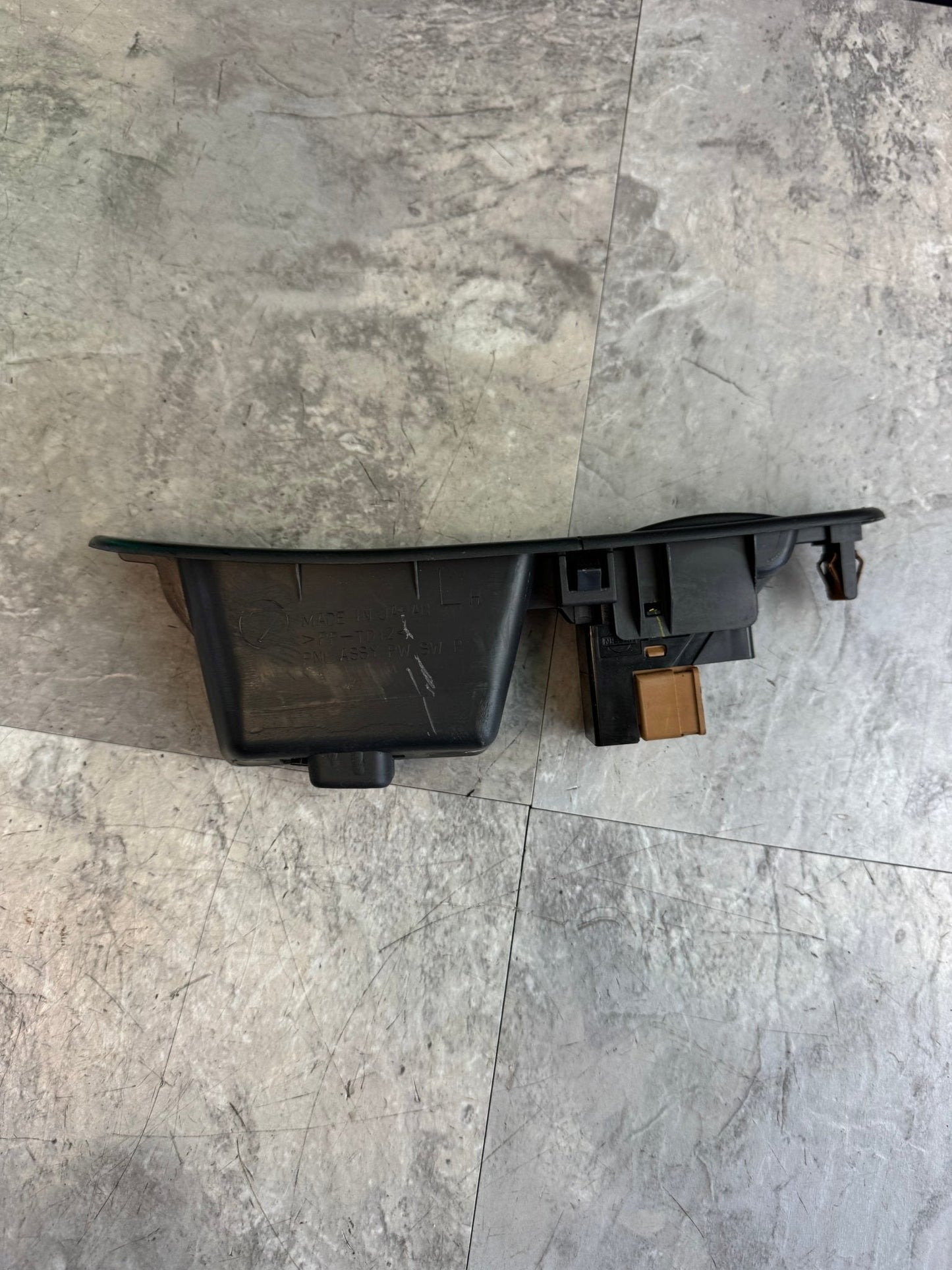 2005-2007 Subaru Impreza WRX STI Rear LH Window Switch Trim
