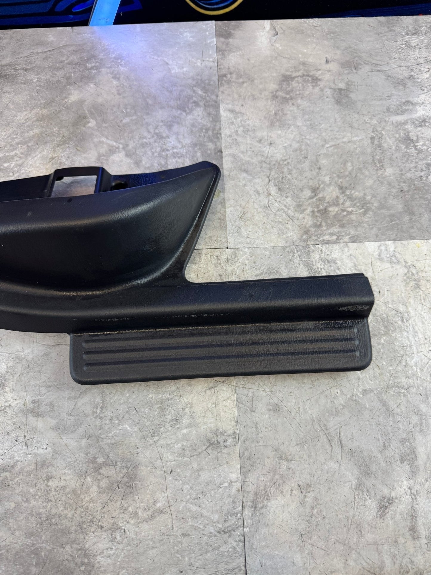 2002-2007 Subaru Impreza WRX STi OEM Passenger Rear Door Sill Trim RH (3)