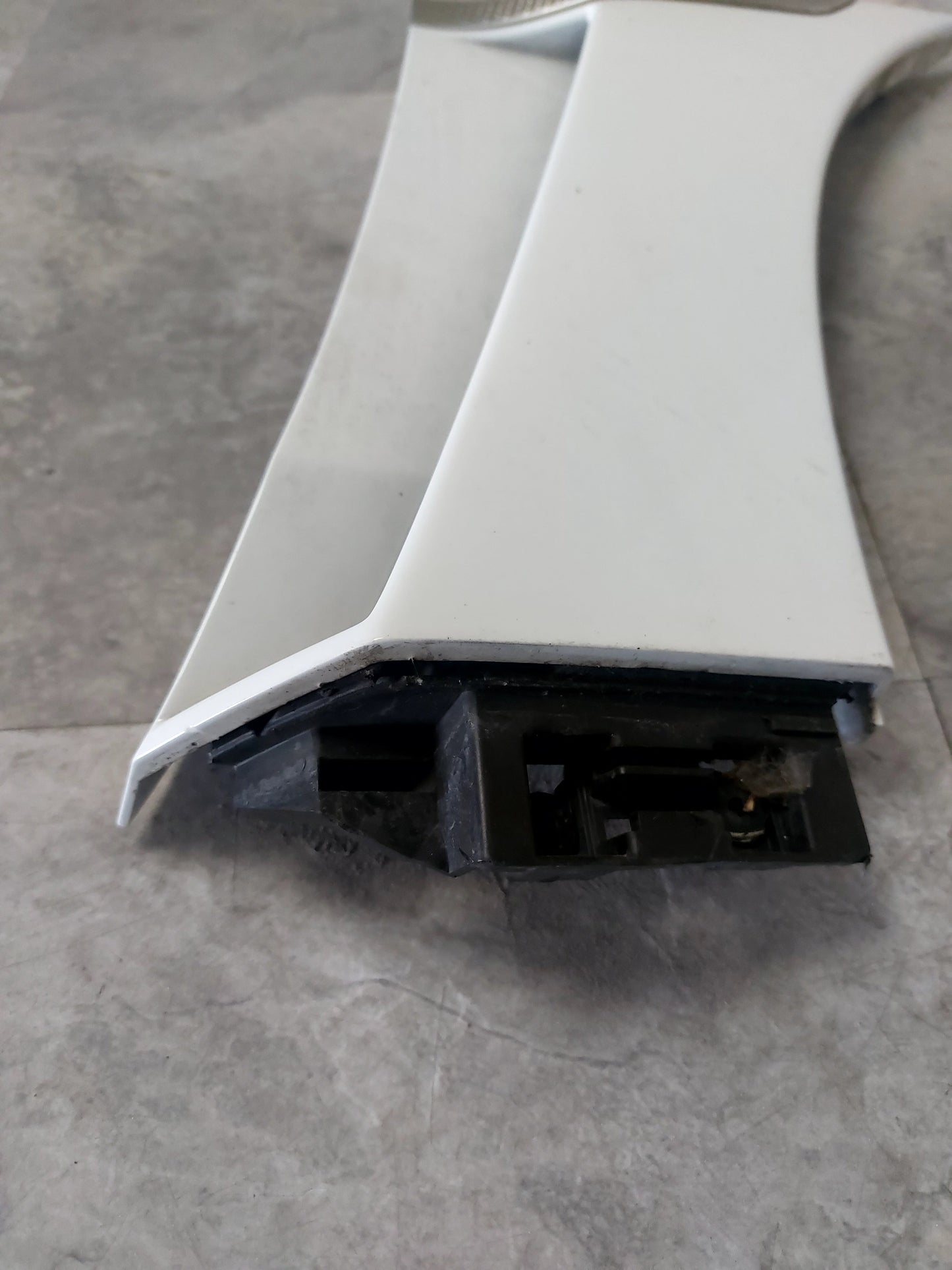 2015-2021 Subaru WRX STi OEM RH Fender Garnish CWP