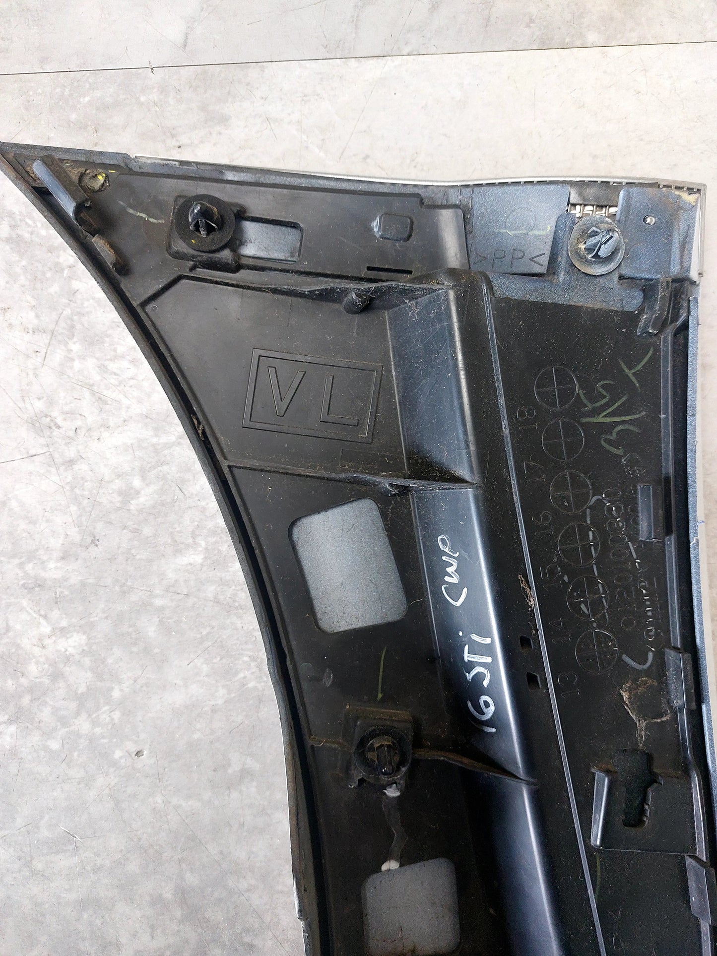 2015-2021 Subaru WRX STi OEM RH Fender Garnish CWP