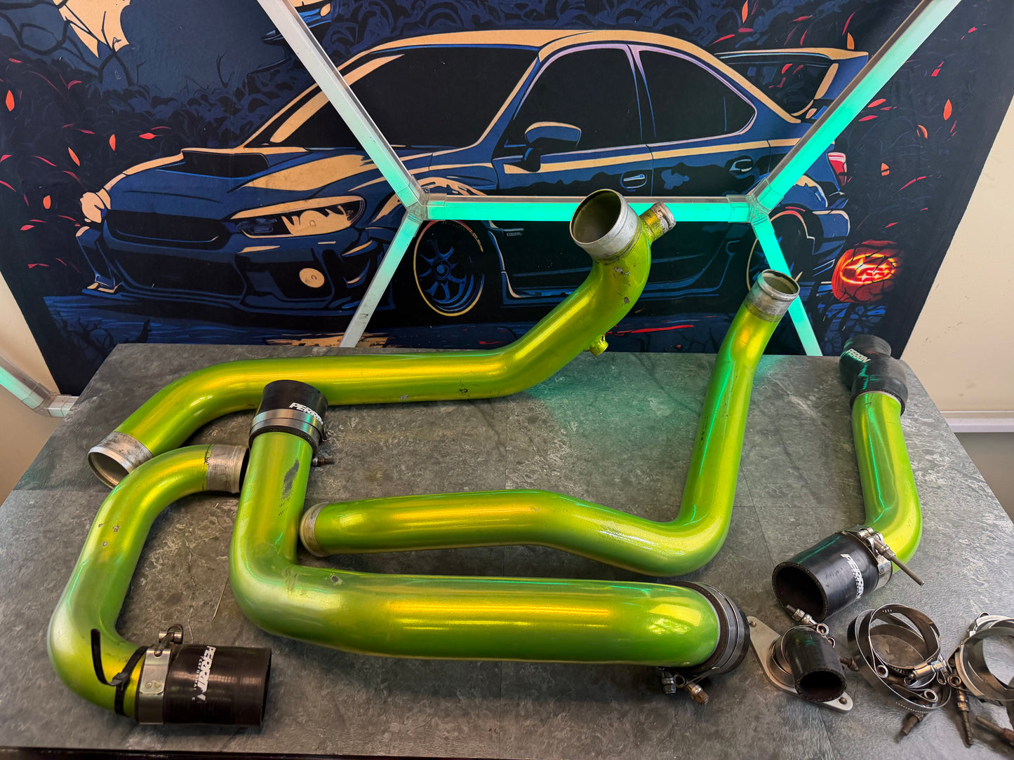 PERRIN performance FMIC 2008 - 2014 Subaru STi 3.5” core w/ pipes , clamps & couplers