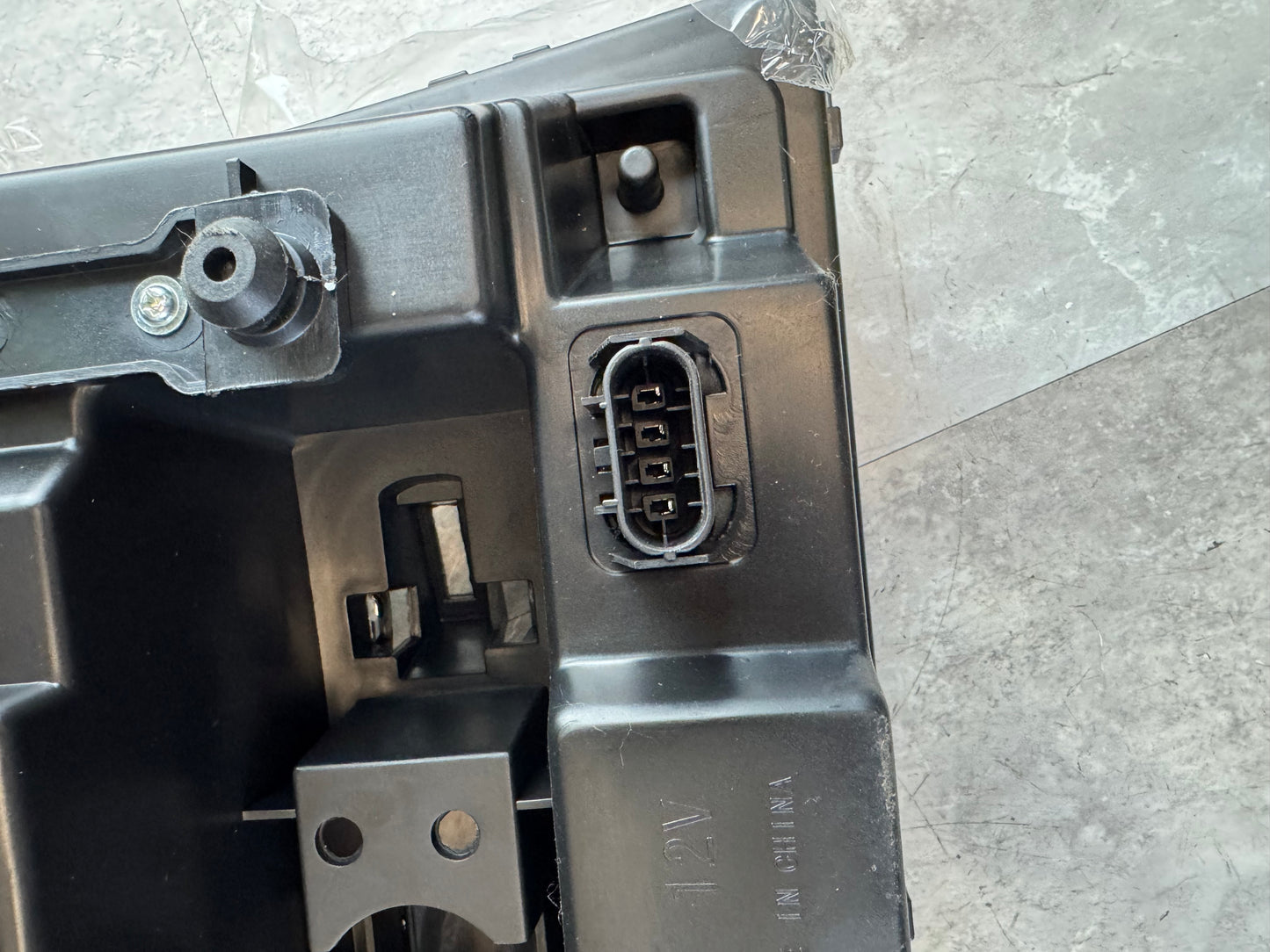 2002-2009 Chevrolet Trailblazer Brand New Aftermarket Headlight Assembly Pair Kit B2