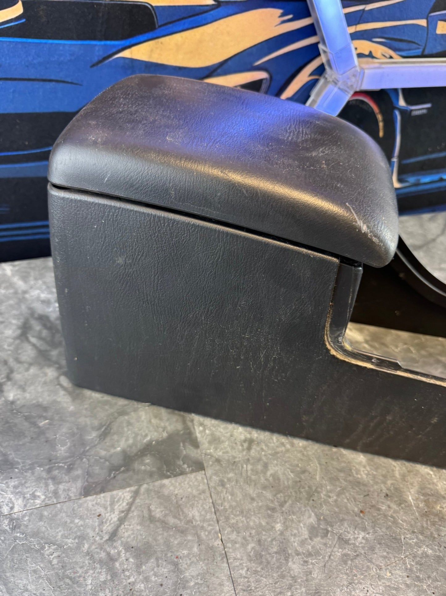 2005-2007 Subaru Impreza WRX STI Black Center Console Rest Trim Middle