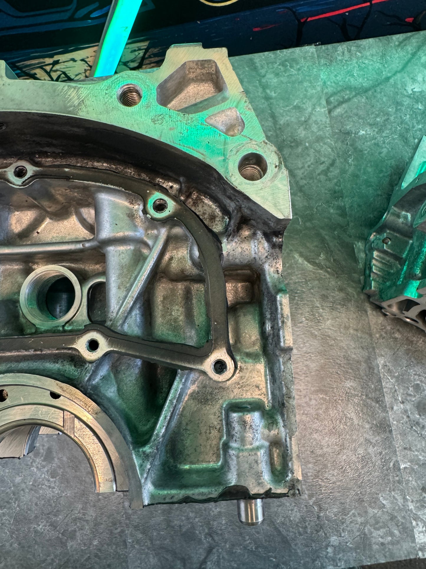 Subaru EJ25 Case Halves Short Block For Core With Bearings And Case Bolts
