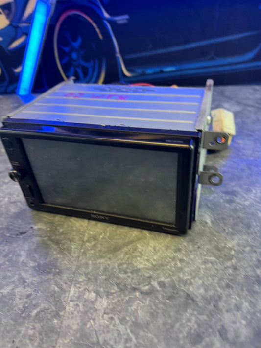 Sony XAV-AX1000 Double Din Headunit Assembly With Subaru Bracket