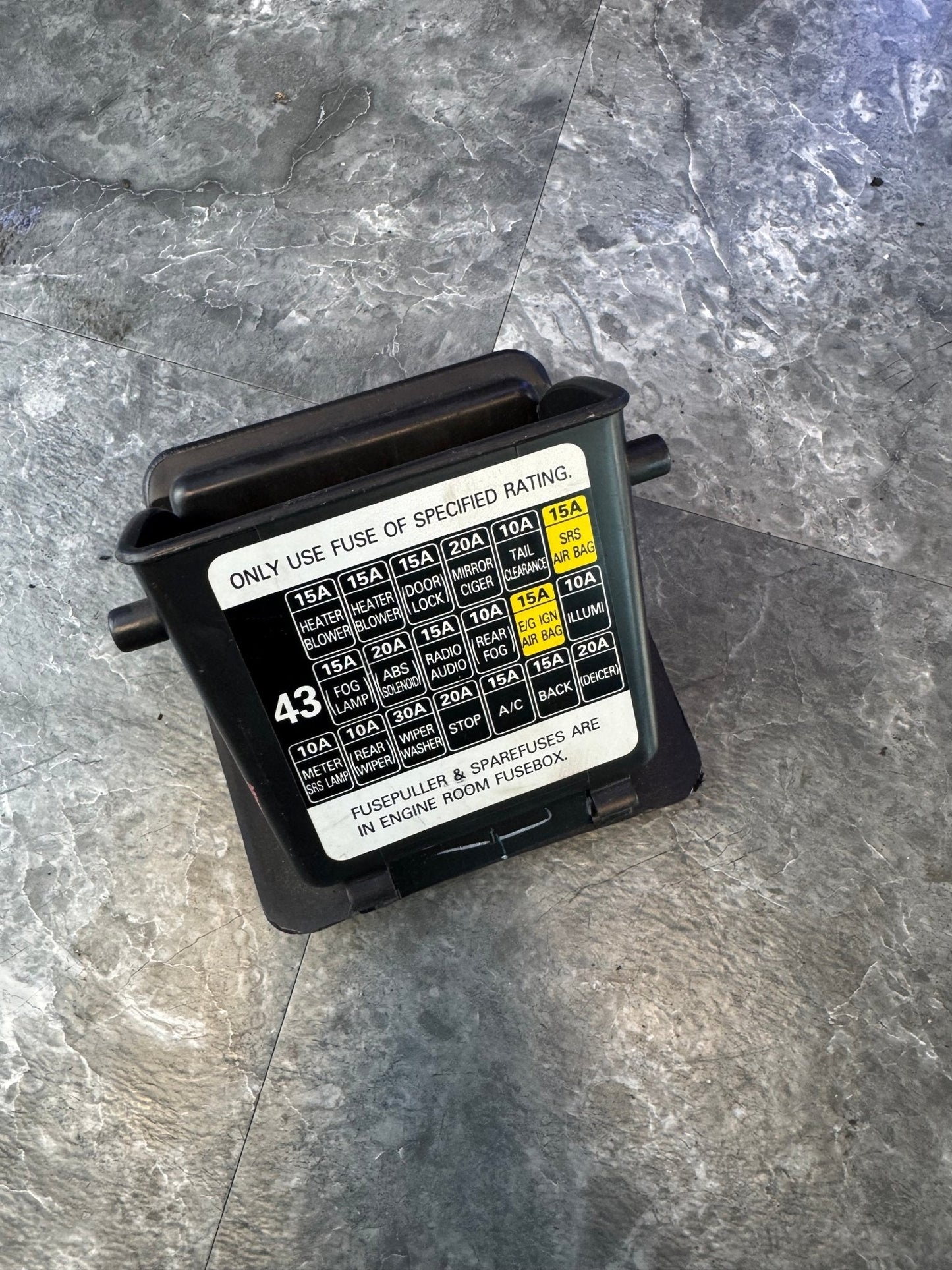 2002-2007 Subaru Impreza WRX Inside Fuse Box Cover Ash Tray Storage