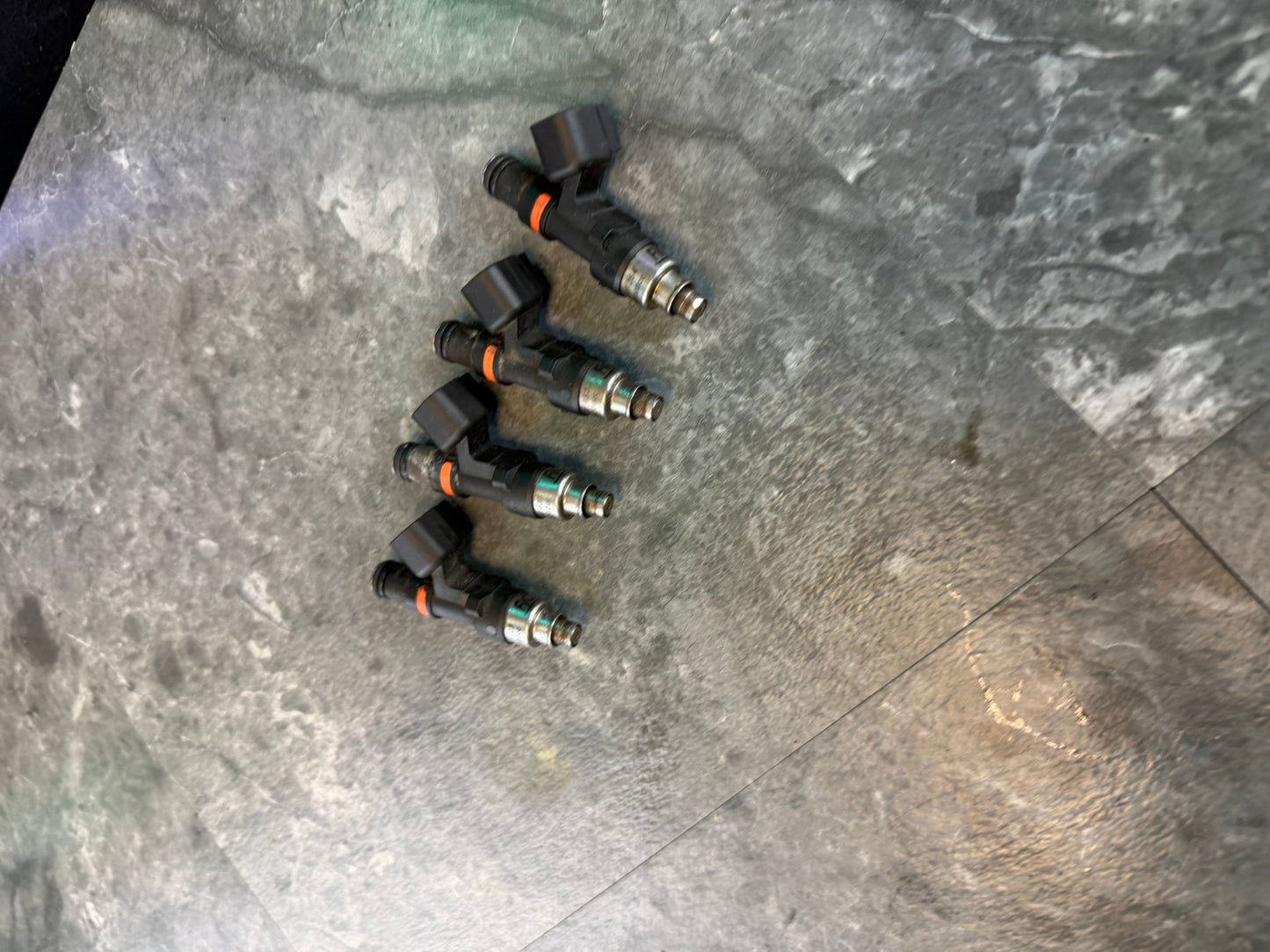 FIC 1000 CC top feed fuel injectors Subaru STi & wrx fuel injector clinic